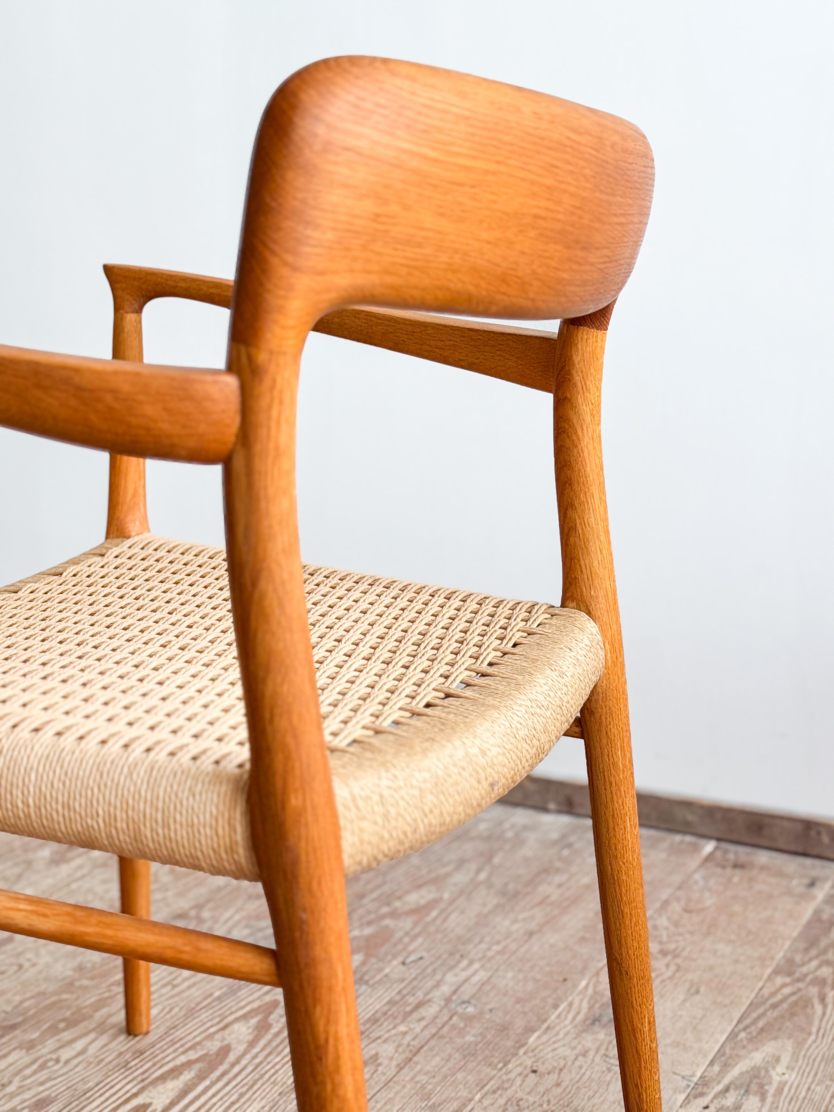 Pair of Mid-Century Oak Dining Chairs #56 by Niels O. Møller for J. L. Moller For Sale 9