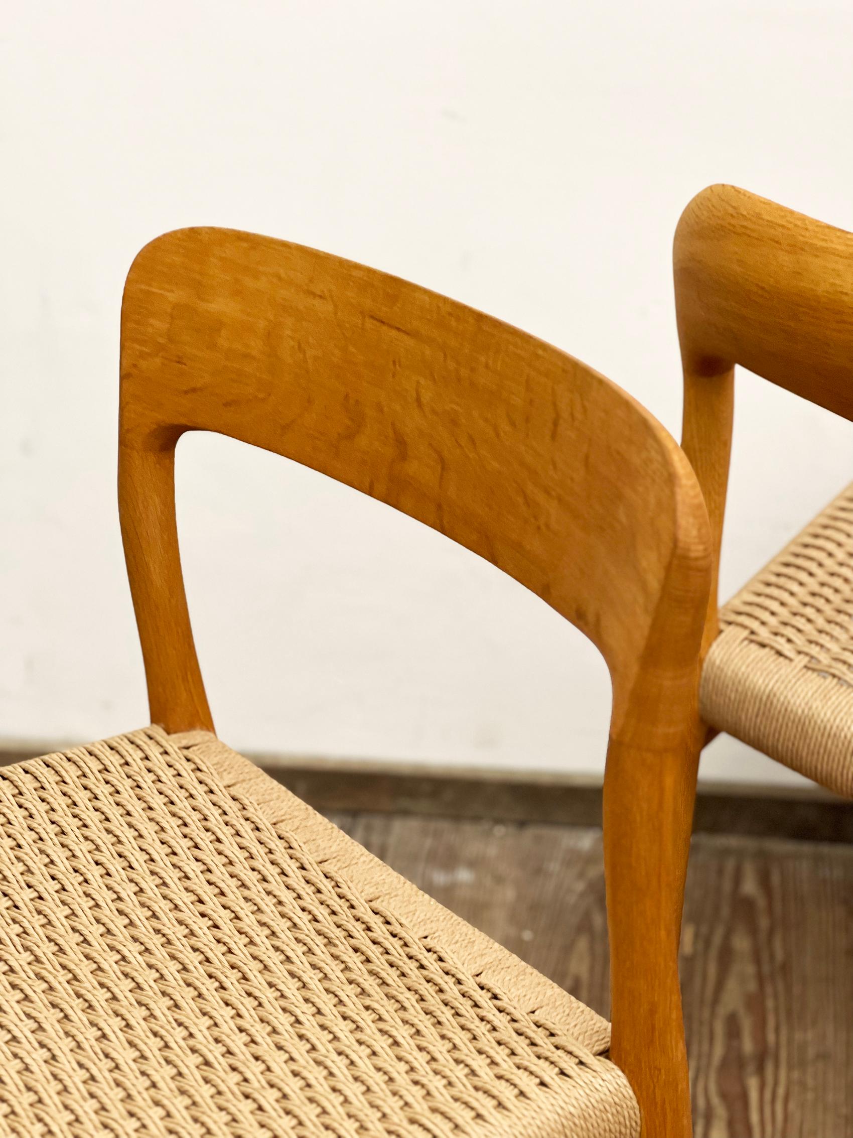 Pair of Mid-Century Oak Dining Chairs #75 by Niels O. Møller for J. L. Moller For Sale 4