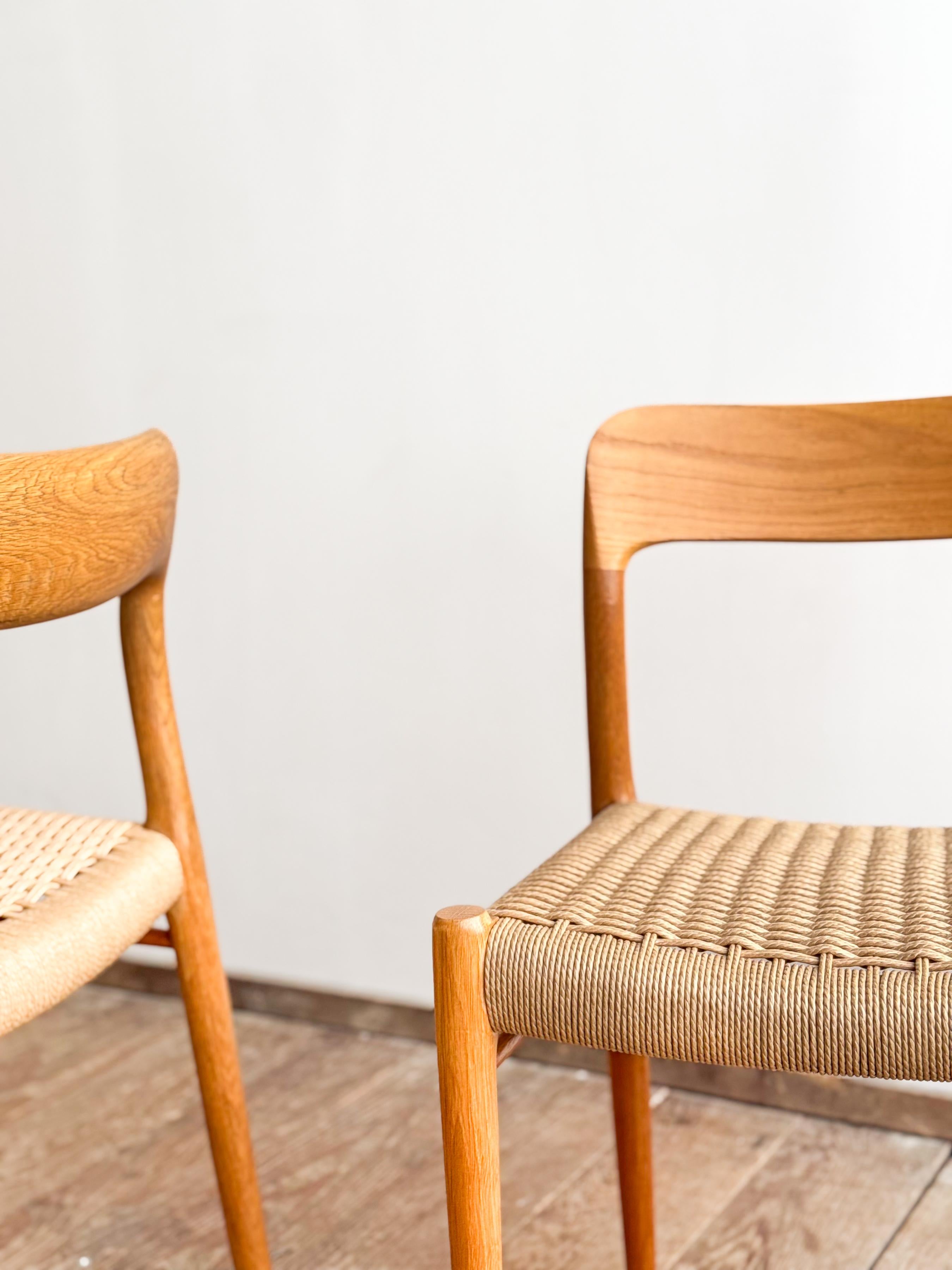 Pair of Mid-Century Oak Dining Chairs #75 by Niels O. Møller for J. L. Moller For Sale 7