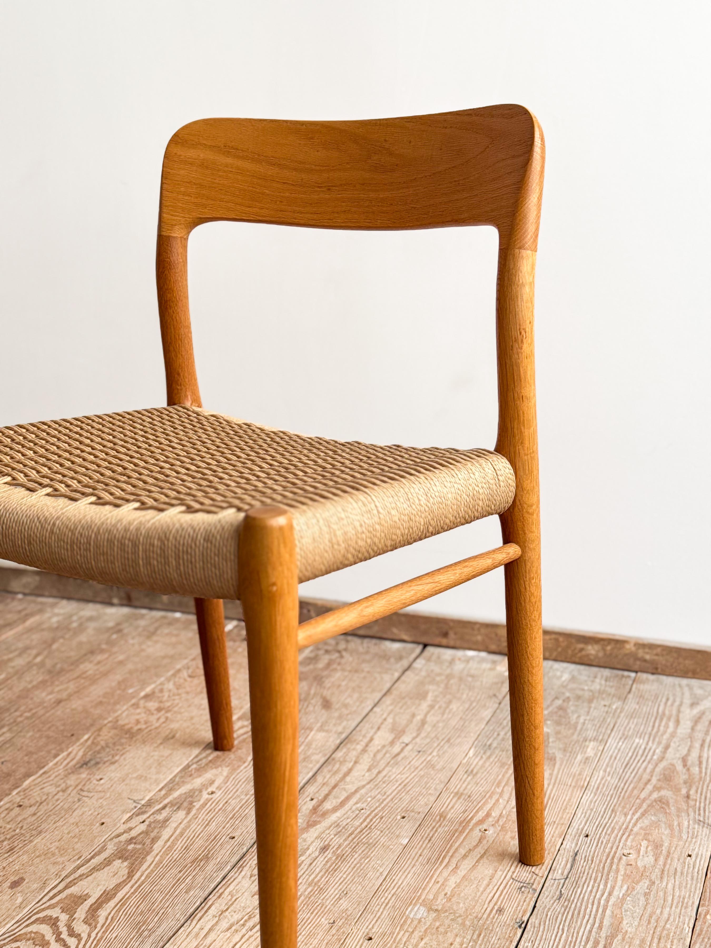 Pair of Mid-Century Oak Dining Chairs #75 by Niels O. Møller for J. L. Moller For Sale 8