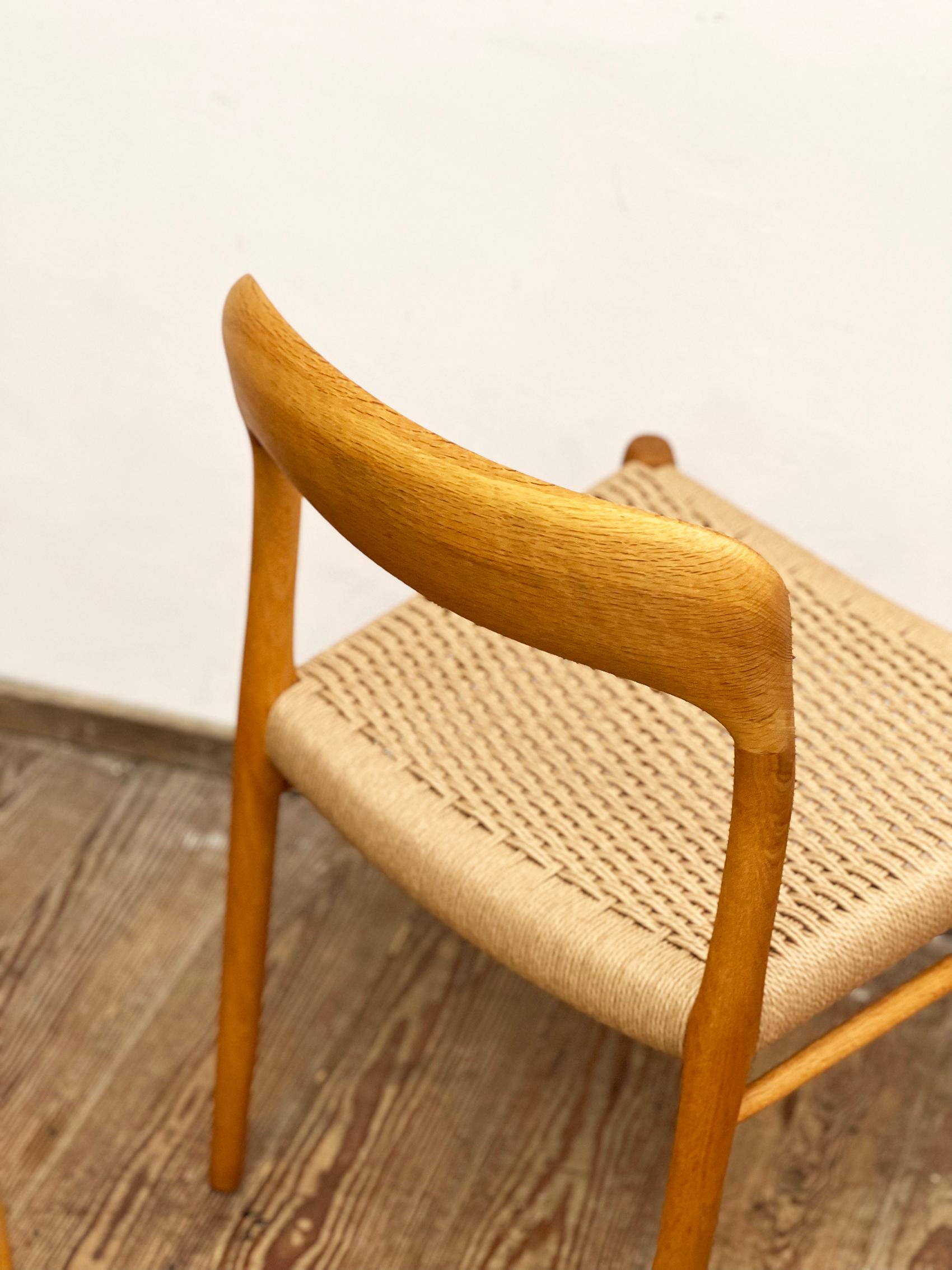 Papercord Pair of Mid-Century Oak Dining Chairs #75 by Niels O. Møller for J. L. Moller For Sale