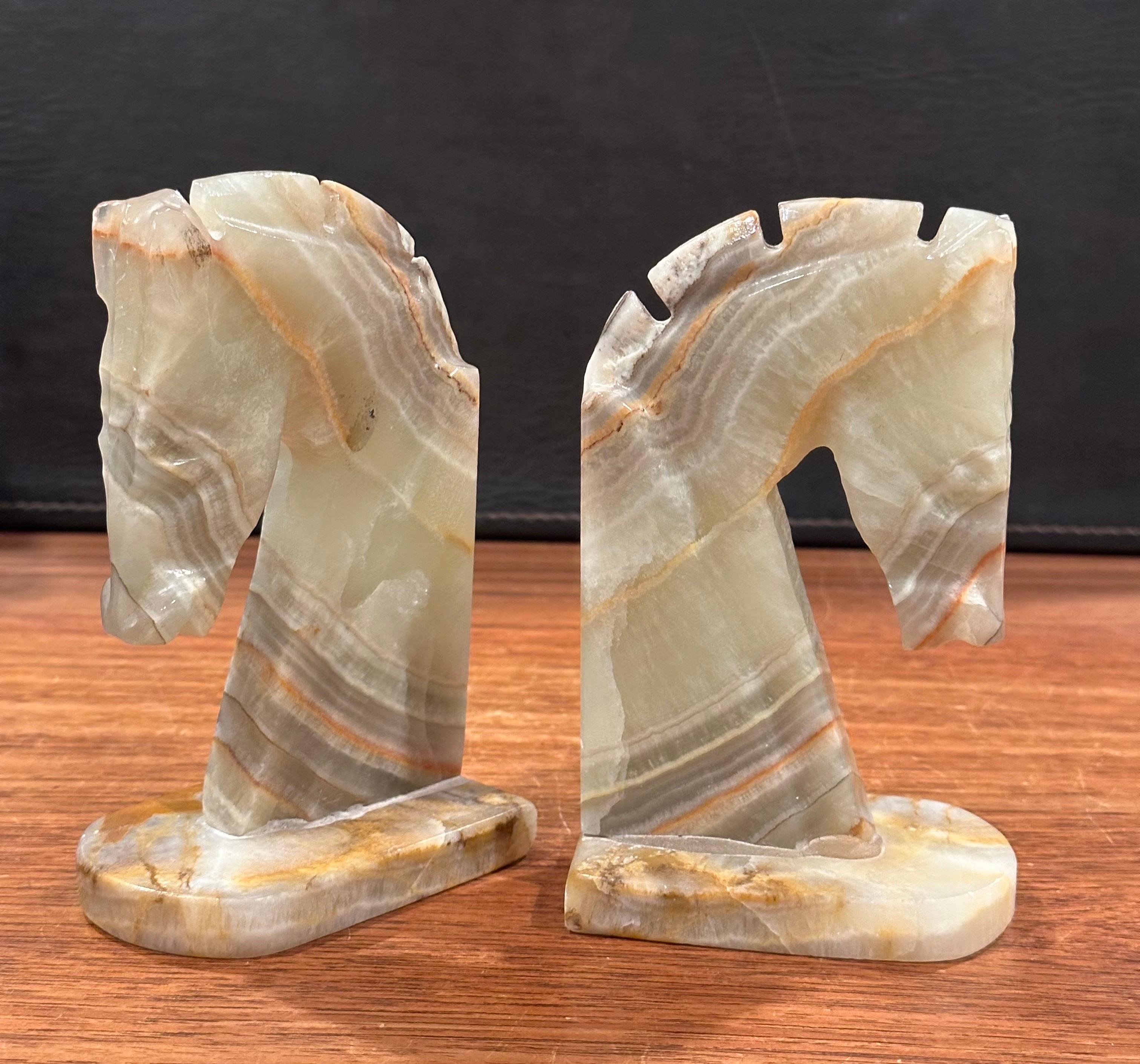 Pair of Mid-Century Onyx Horse Head Bookends In Good Condition In San Diego, CA