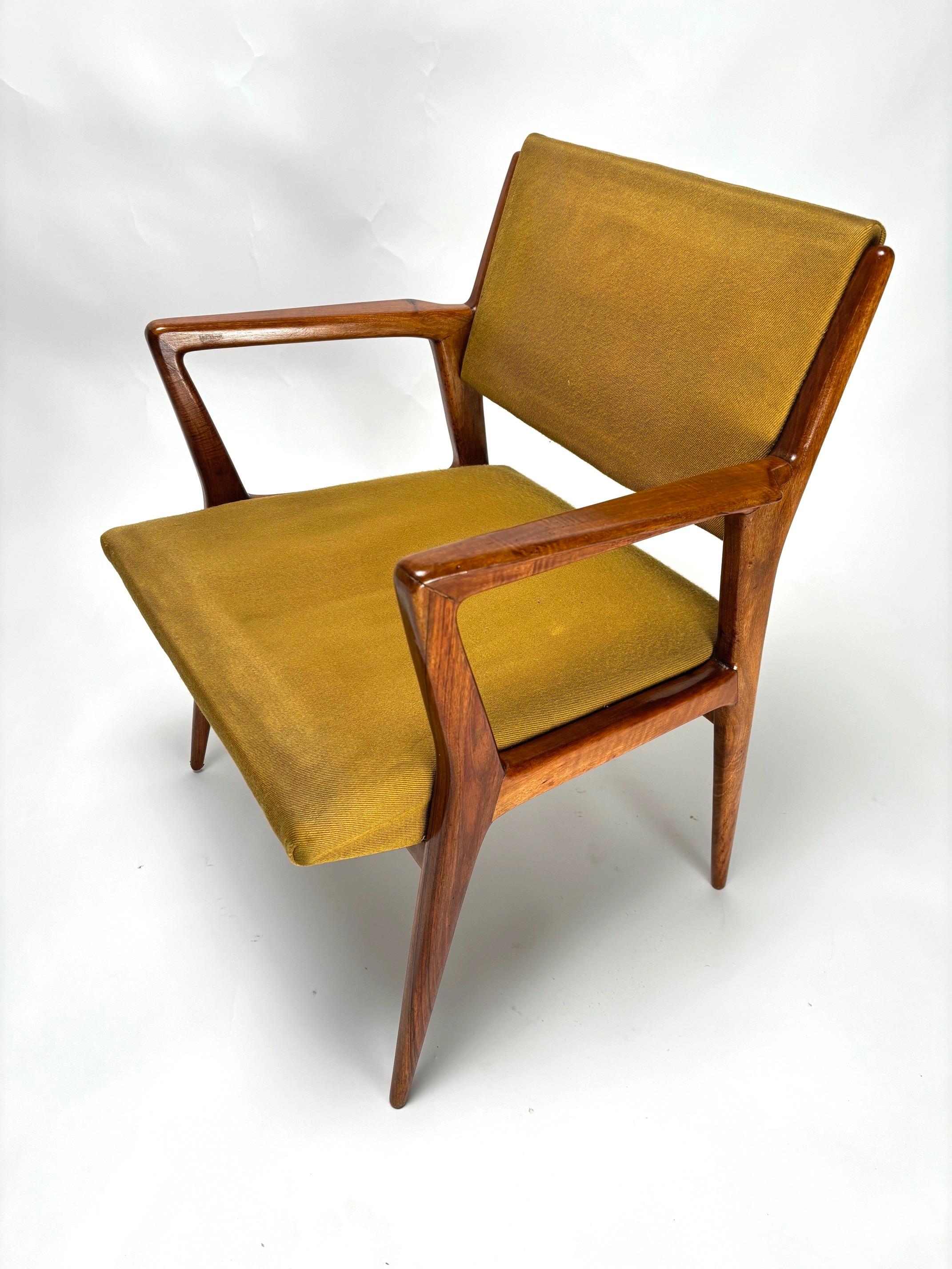 Paire de fauteuils organiques du milieu du siècle dans le style de Gio Ponti, Italie, années 1950 Bon état - En vente à Argelato, BO