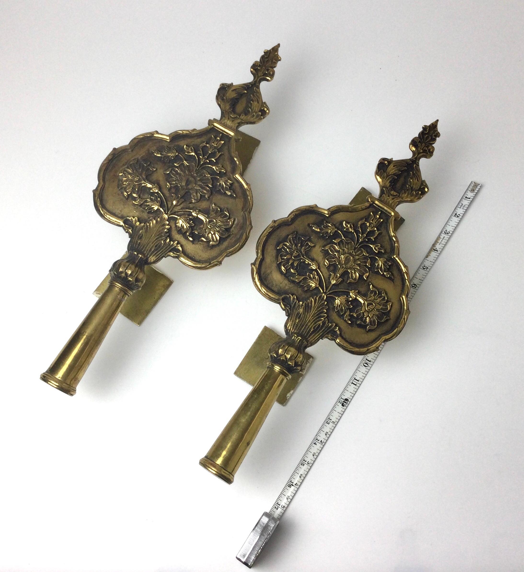 Pair of Mid-Century Oversized 1950's Brass Door Pulls For Sale 4