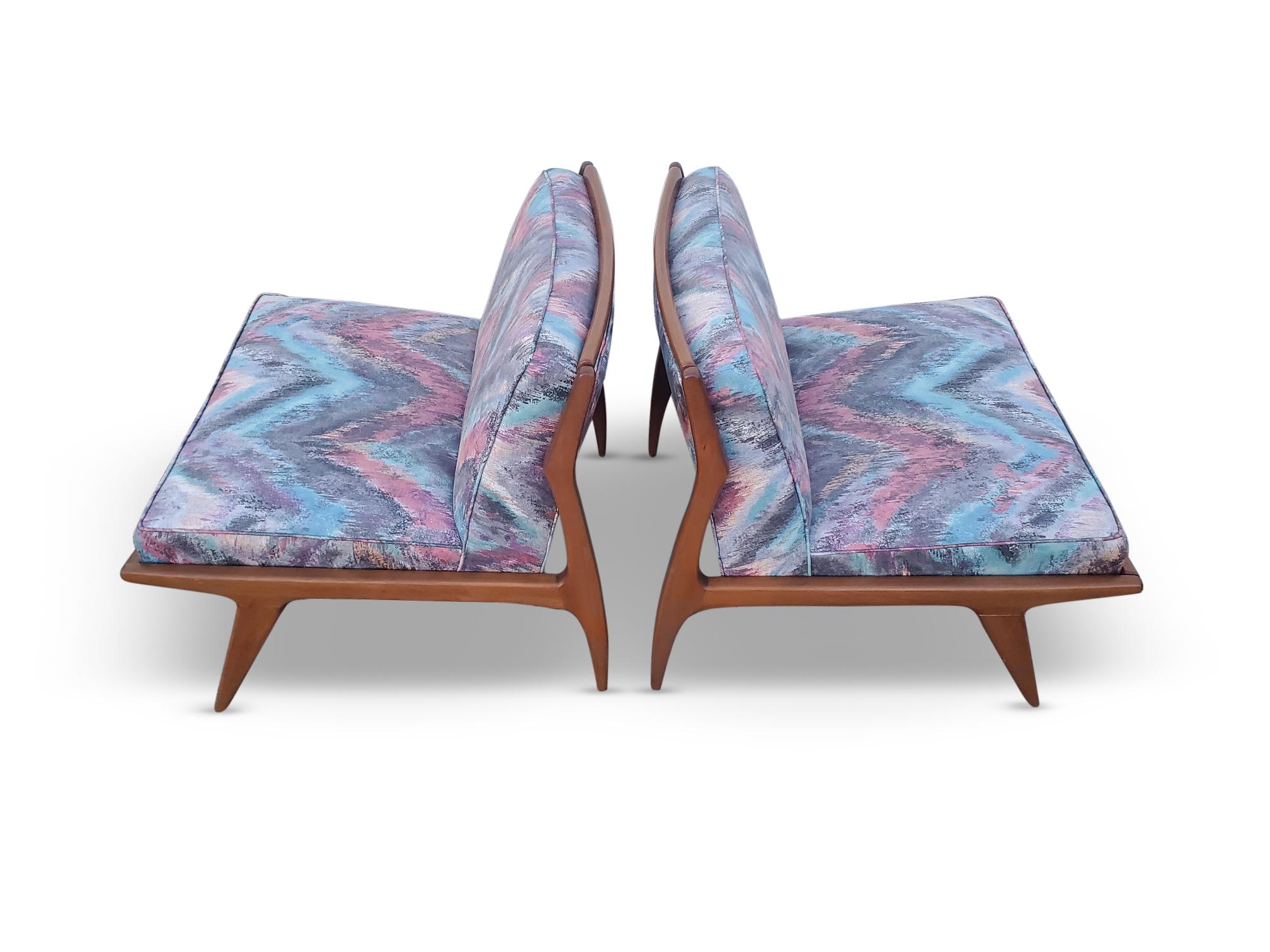 Upholstery Pair of Mid-Century Oversized Sculpted Slipper Lounge Chairs  For Sale