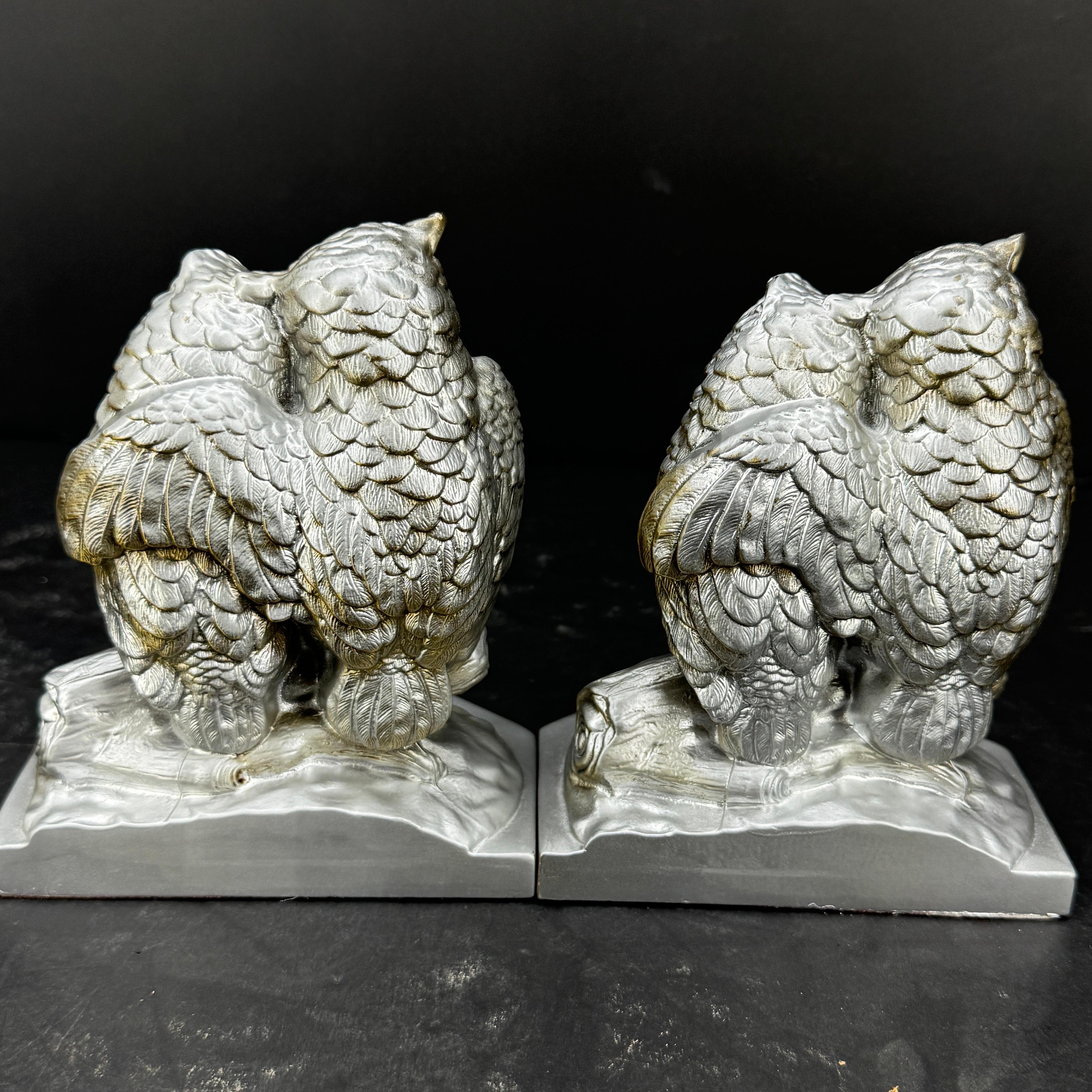 Paire de serre-livres hibou du milieu du siècle en argent en vente 4
