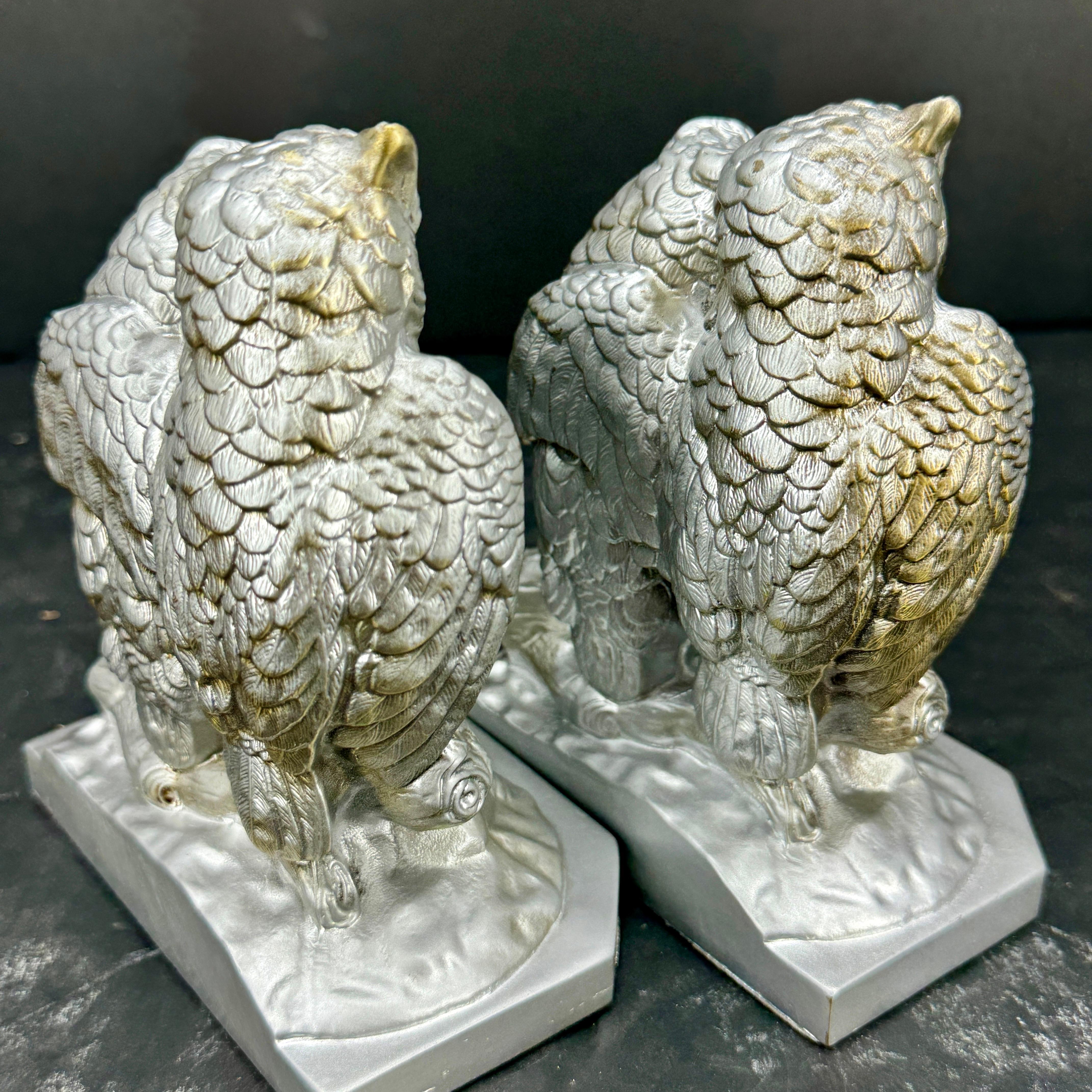 Paire de serre-livres hibou du milieu du siècle en argent en vente 5