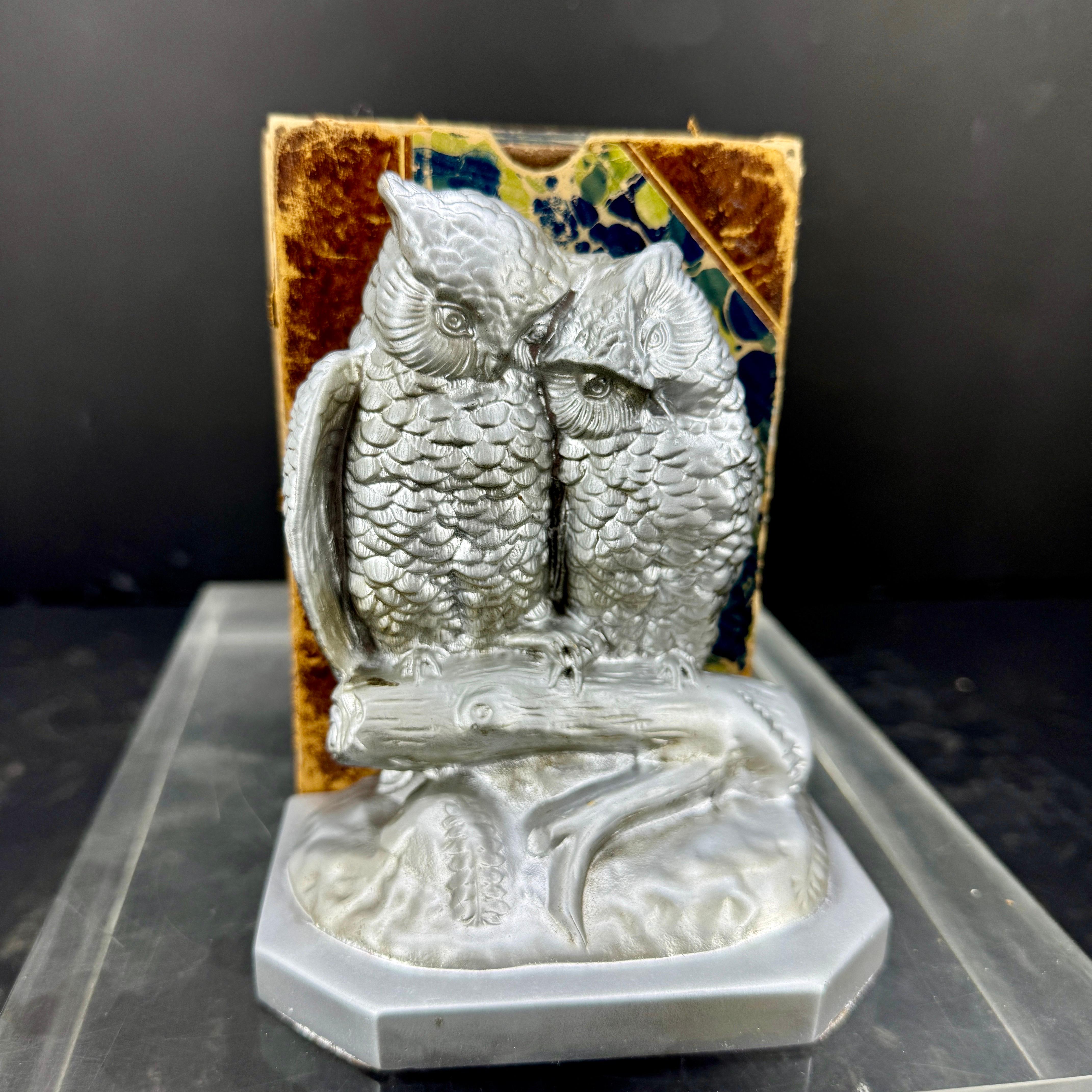 Paire de serre-livres hibou du milieu du siècle en argent Bon état - En vente à Haddonfield, NJ