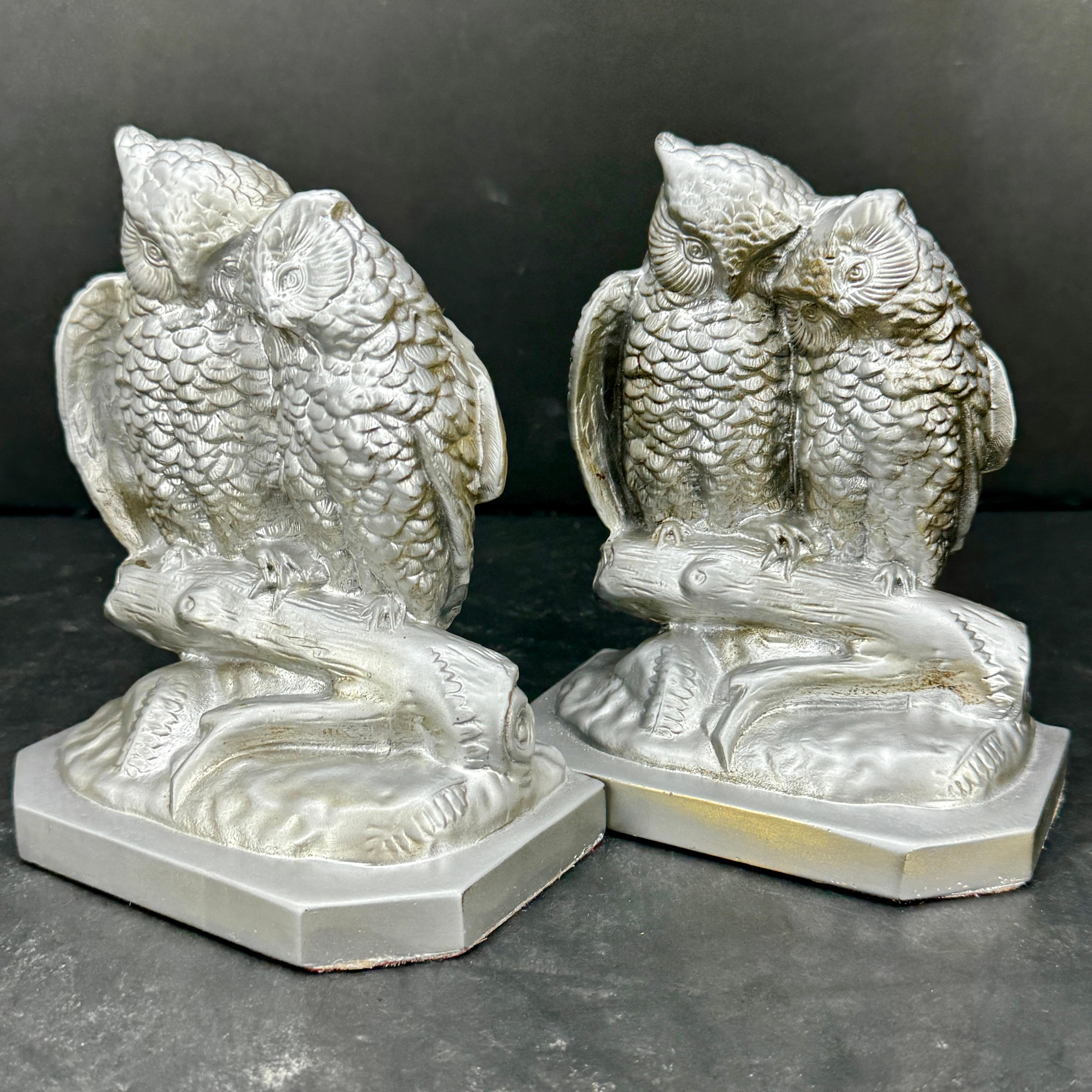 Paire de serre-livres hibou du milieu du siècle en argent en vente 1