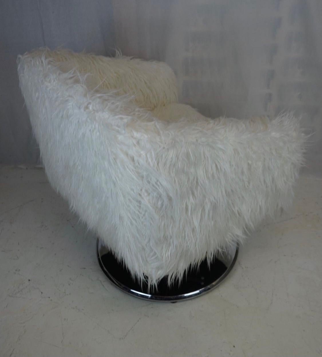 Metal Pair of Midcentury Pair of Swivel Chairs in Mongolian Faux Fur