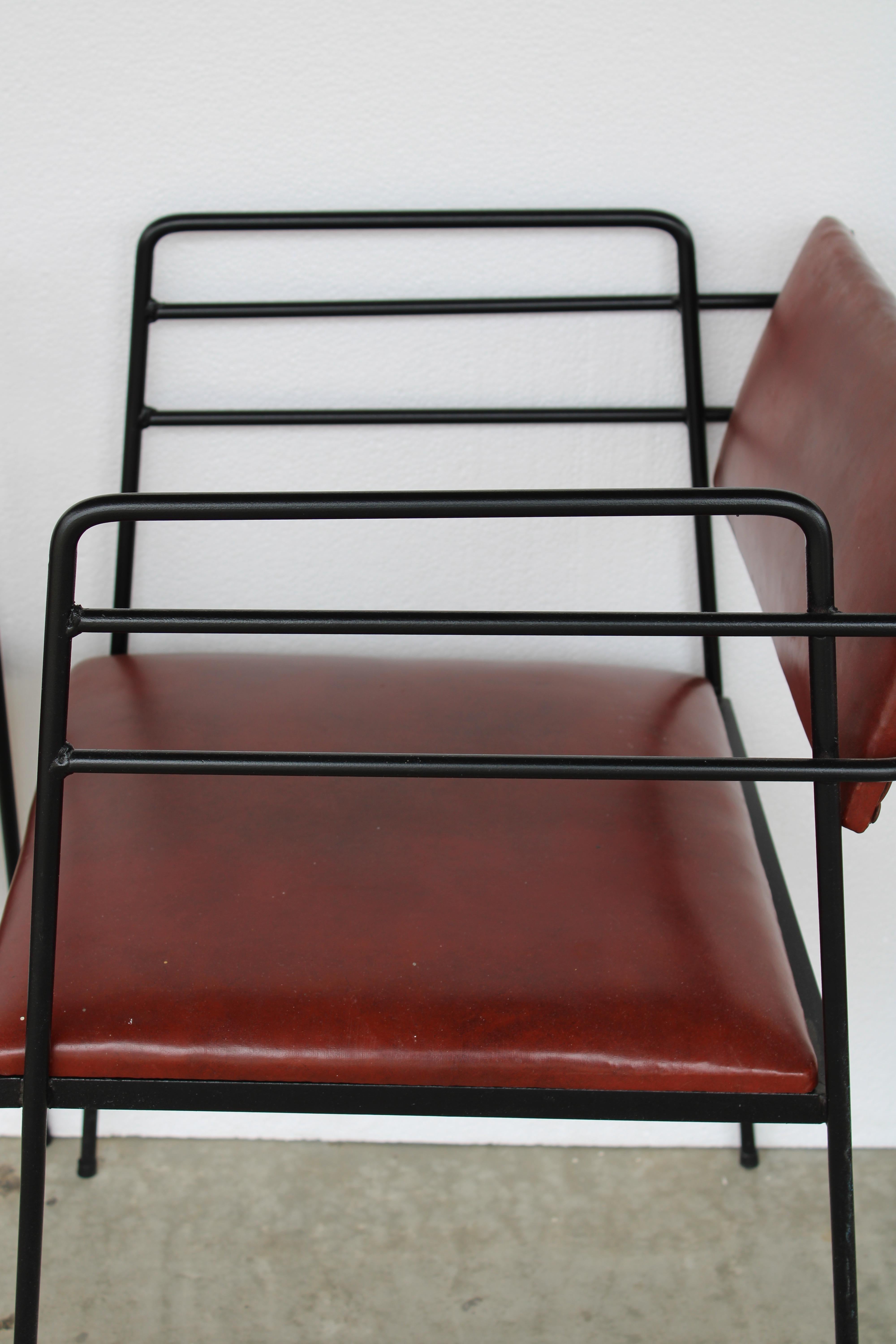 Pair of Mid Century Patio Chairs In Good Condition For Sale In Palm Springs, CA