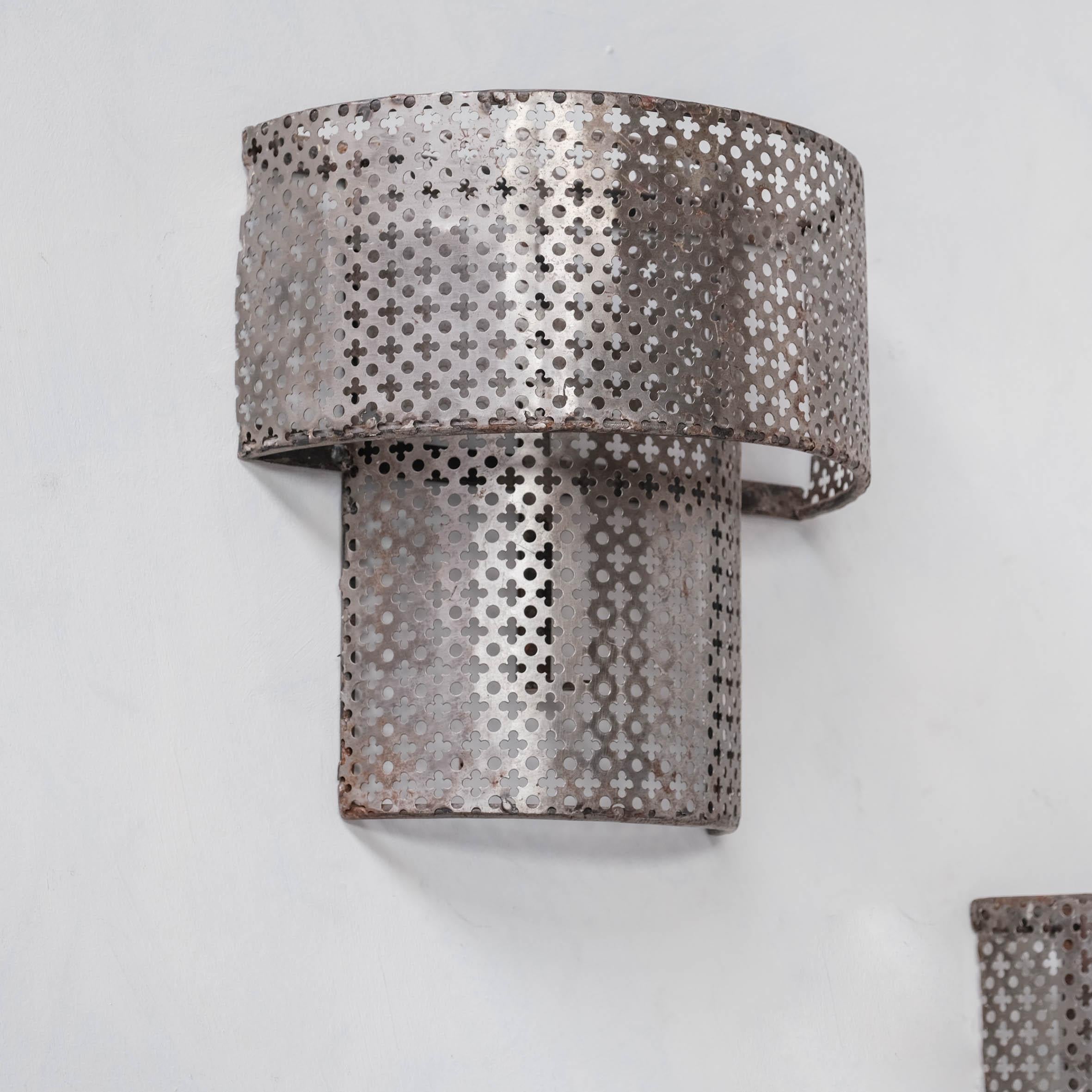 Pair of Mid-Century Perforated Metal Wall Sconce Lights In Good Condition In London, GB