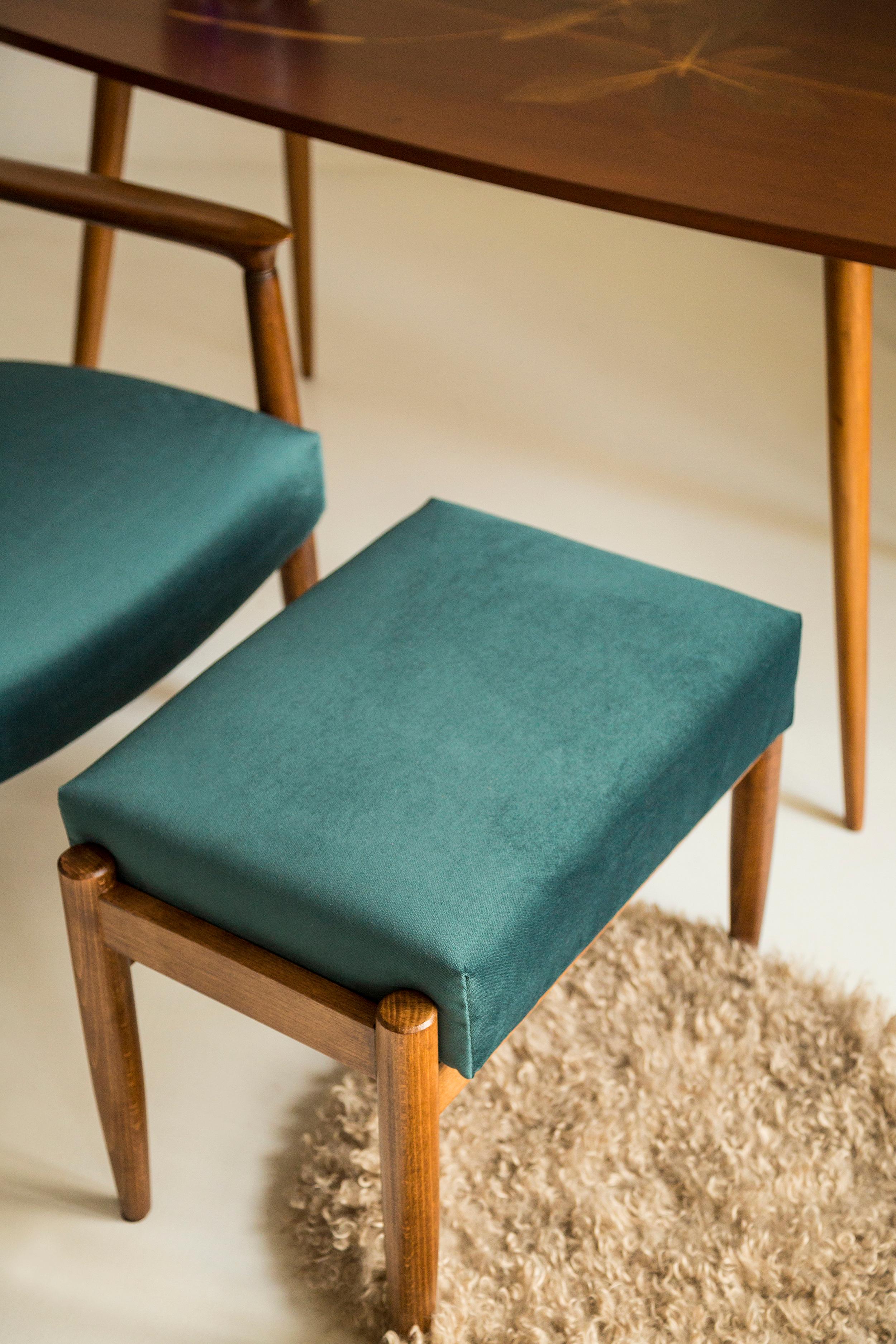 Polish Pair of Midcentury Petrol Blue Velvet Vintage Stools, Edmund Homa, 1960s For Sale