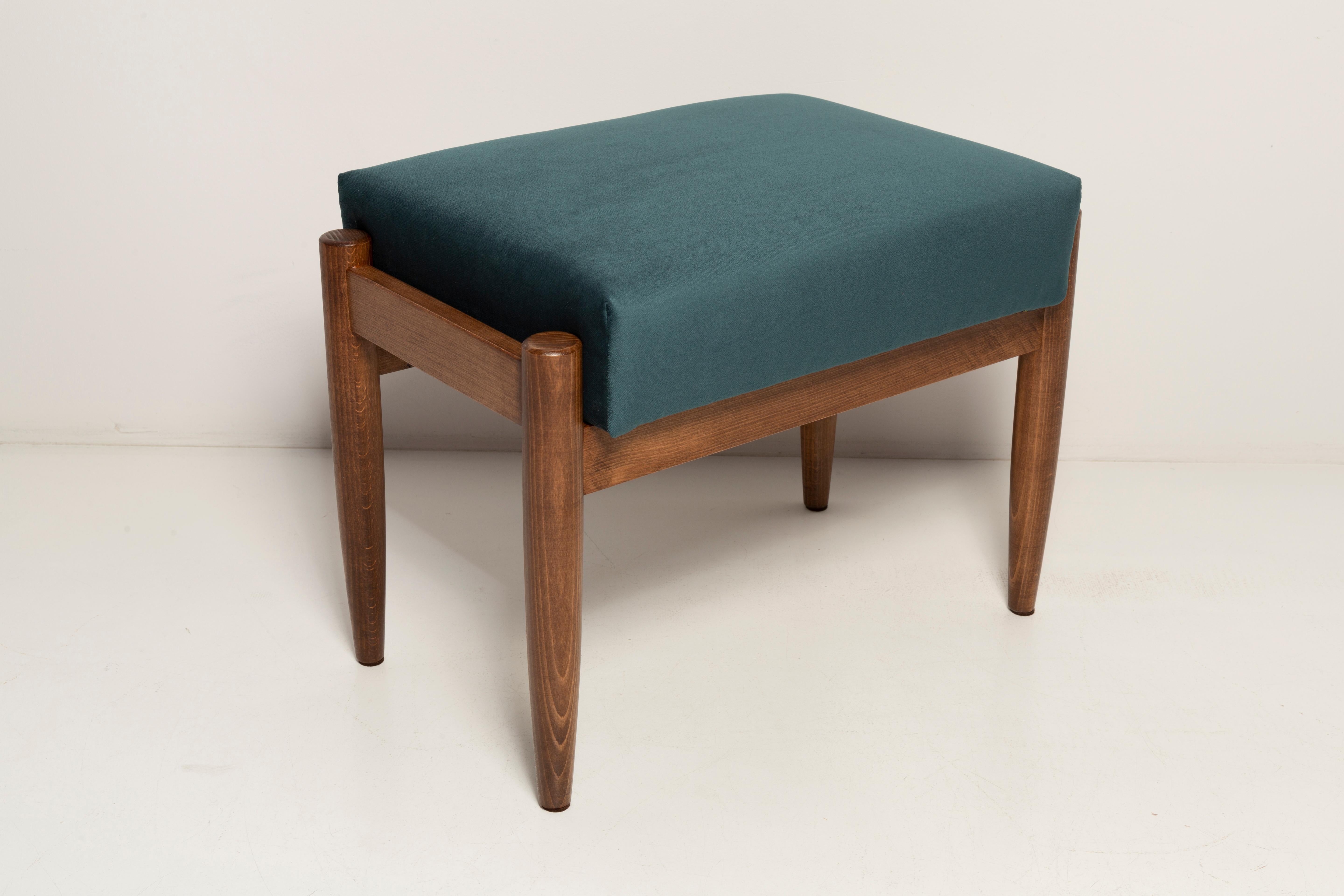 Fatto a mano Coppia di sgabelli vintage di metà secolo in velluto blu petrolio, Edmund Homa, anni '60 in vendita