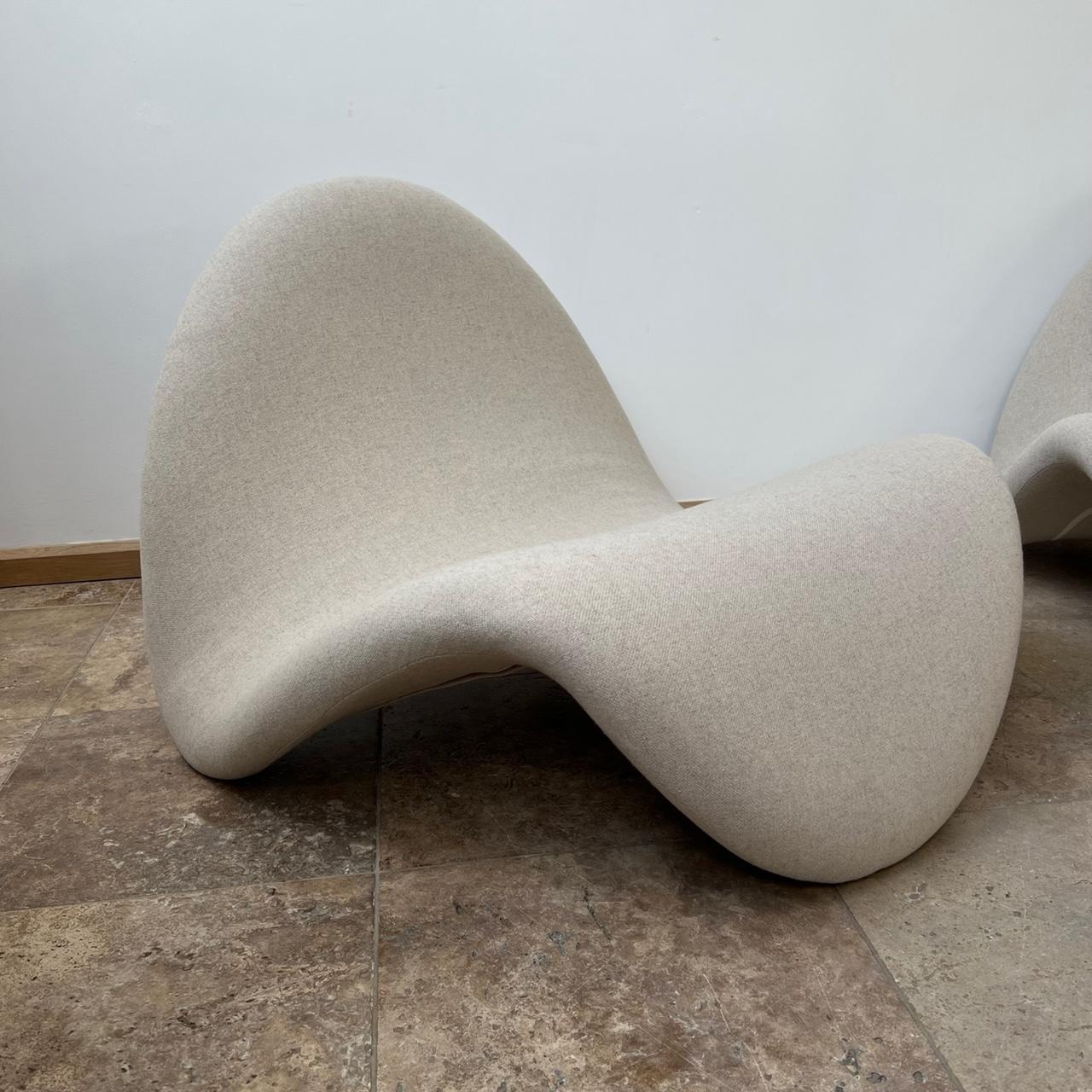 Pair of Mid-Century Pierre Paulin 'Tongue' Lounge Chairs In Good Condition For Sale In London, GB