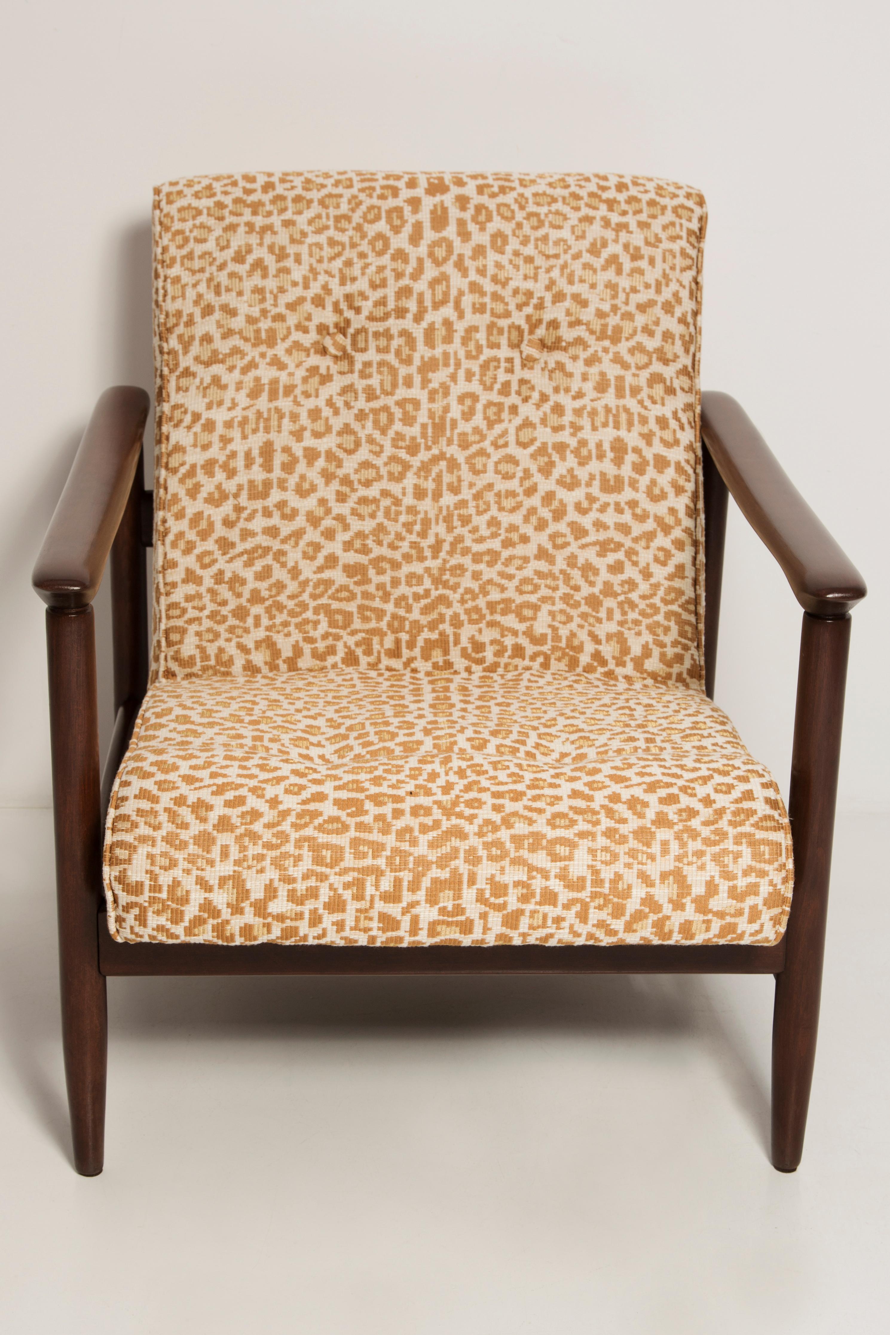 Paar Pixel-Leoparden-Sessel aus der Mitte des Jahrhunderts, GFM 142, Edmund Homa, Europa, 1960er Jahre im Zustand „Hervorragend“ im Angebot in 05-080 Hornowek, PL