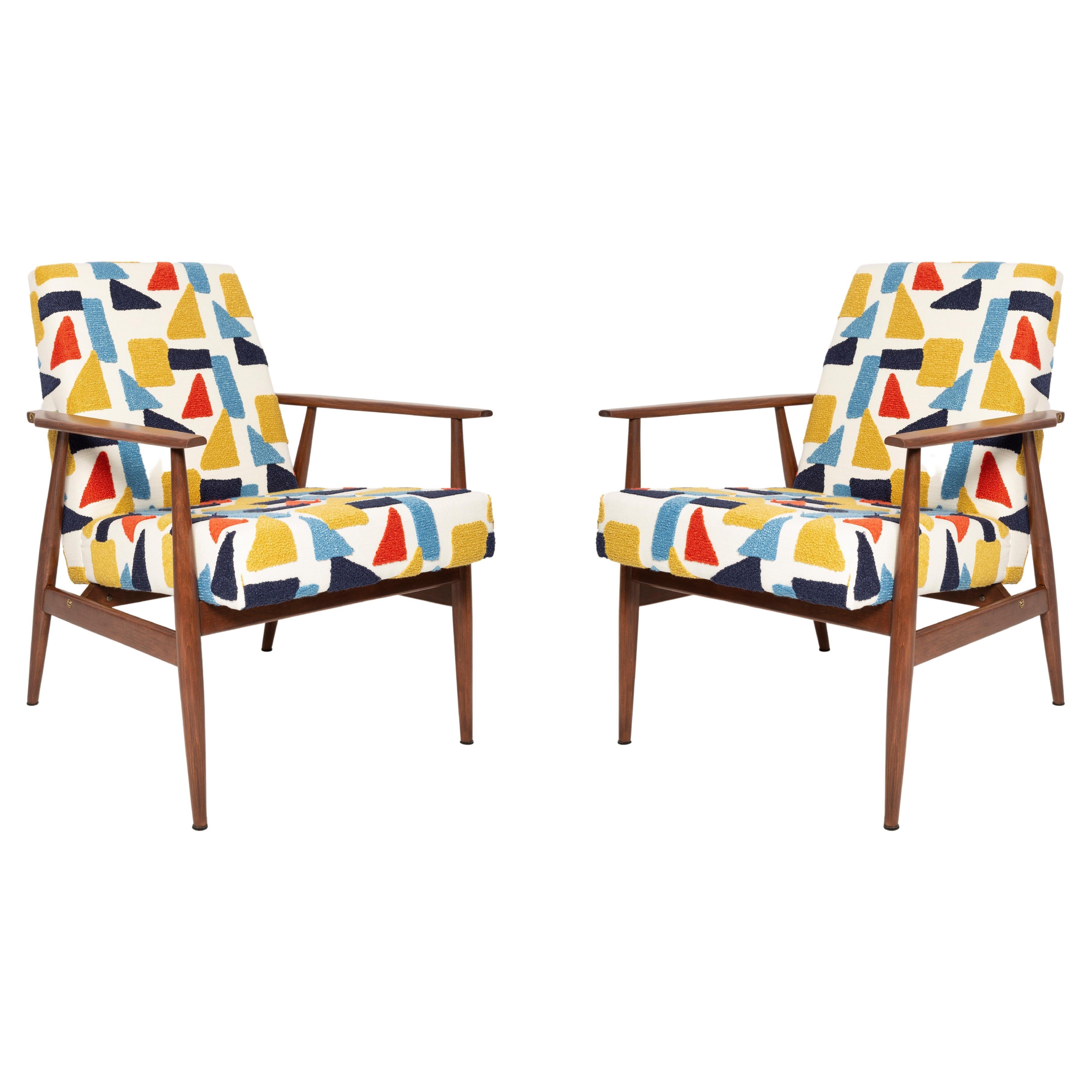 Pair of Mid-Century Pop Art White Boucle Armchairs, H. Lis, Poland, 1960s For Sale