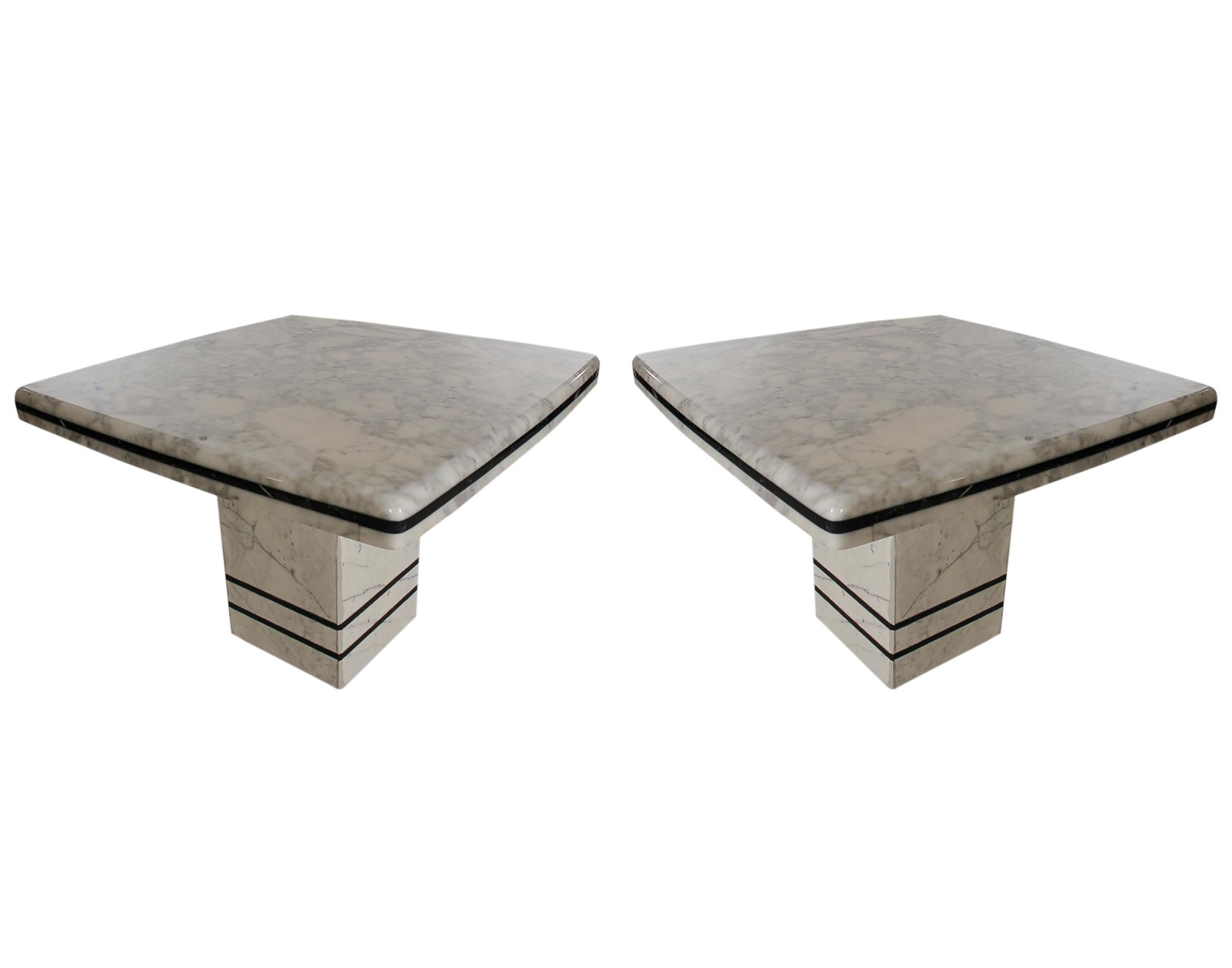 Pair of Midcentury Post-Modern Italian Black and White Marble End Tables For Sale 1