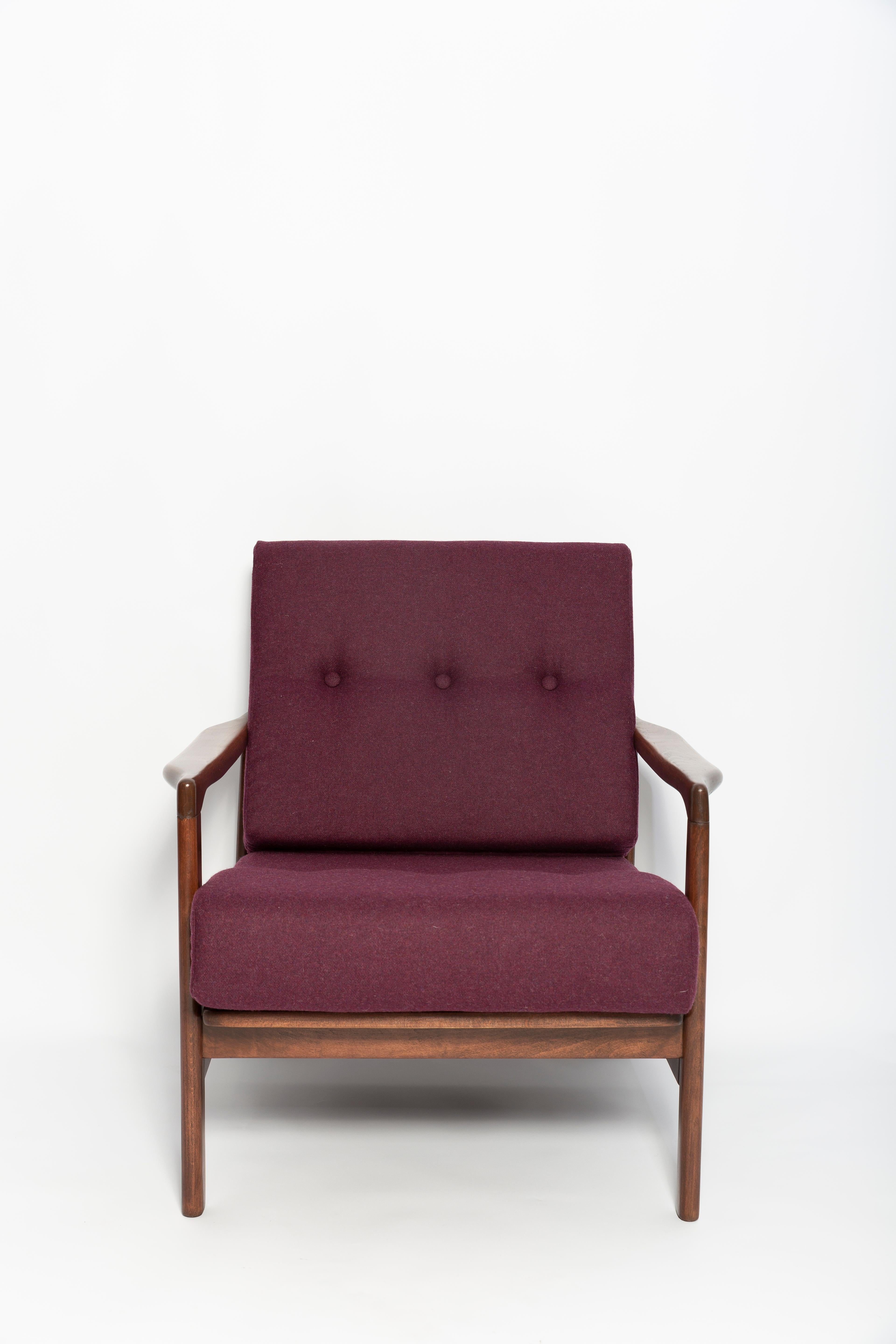 Pair of Mid Century Purple Wool Velvet Armchairs, Zenon Baczyk, Poland, 1960s For Sale 1