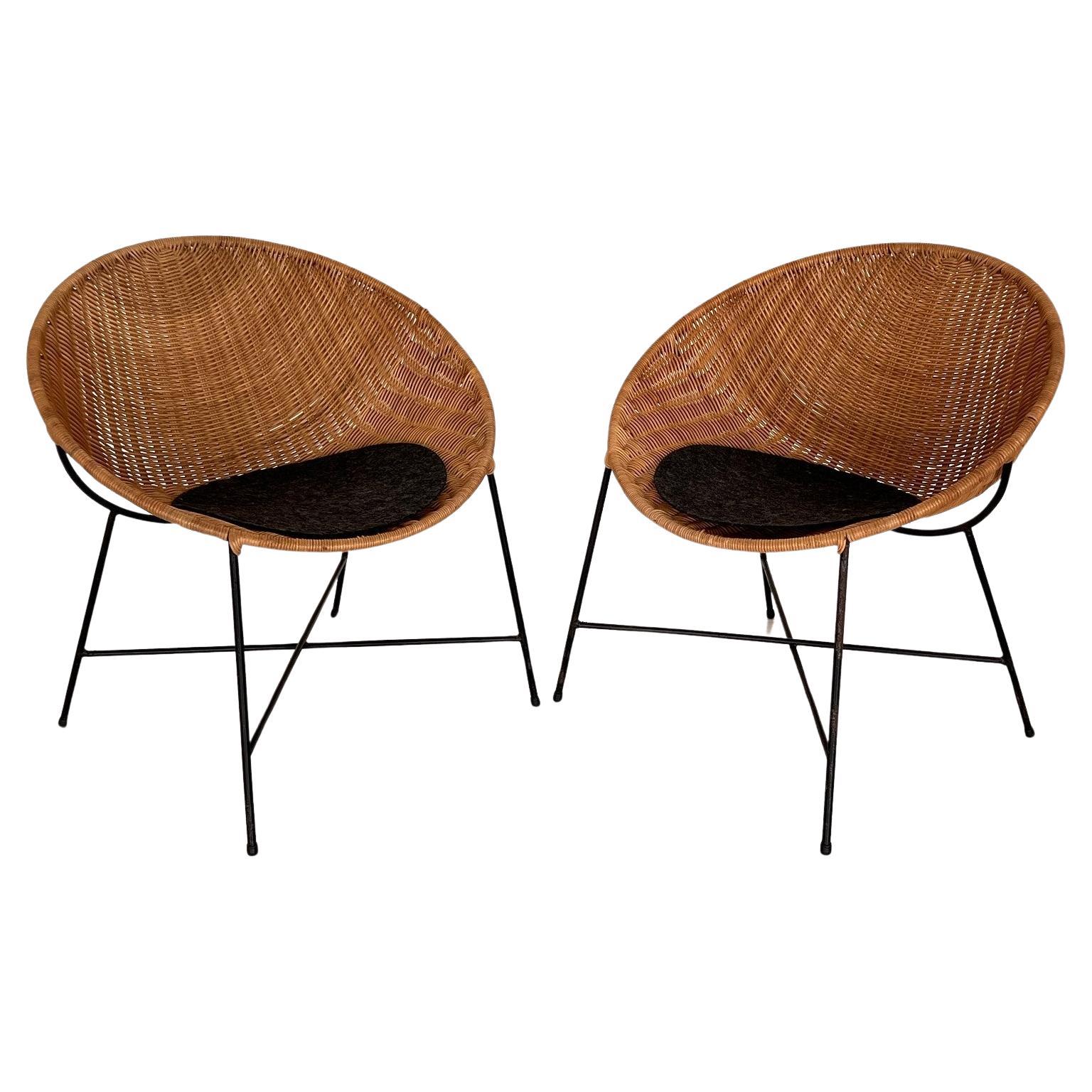 Pair of Mid-Century Rattan Lounge Chairs, 1970s For Sale
