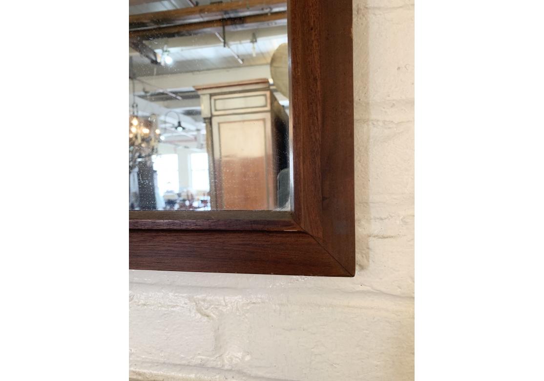 Miroir Paire de miroirs rectangulaires en teck du milieu du siècle dernier en vente