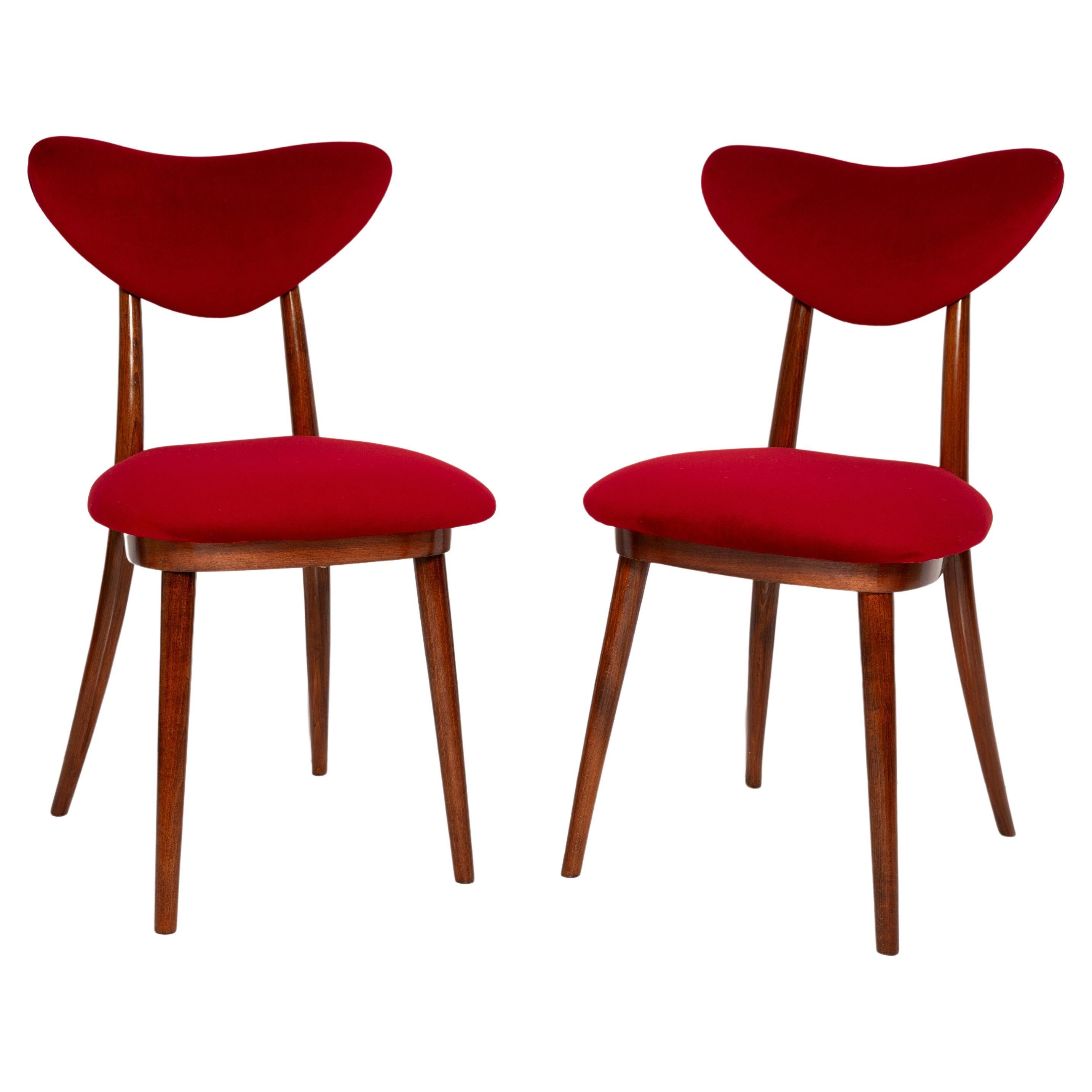 Pair of Mid Century Red Heart Chairs, Poland, 1960s For Sale