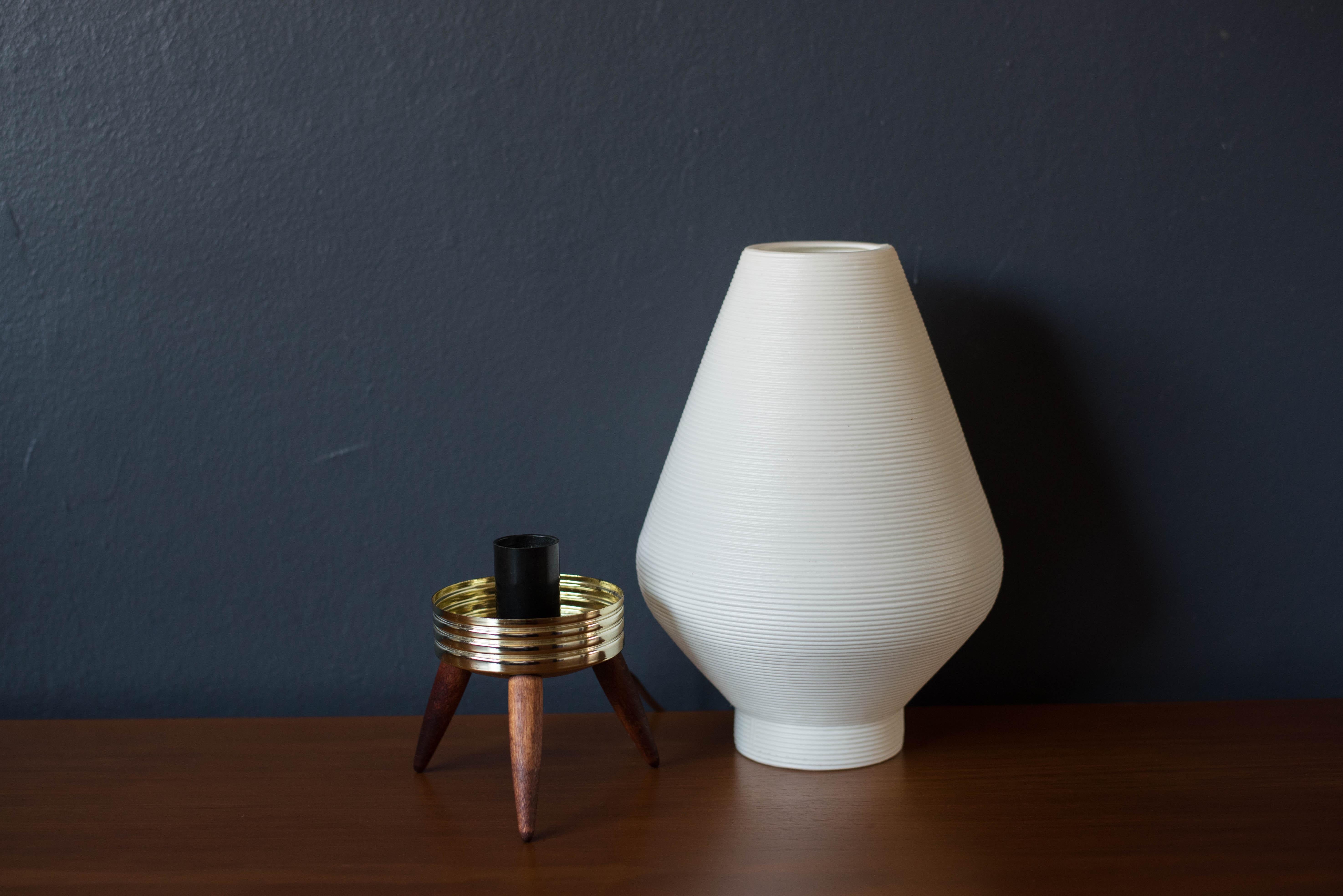 Aluminum Pair of Mid-Century Ribbed Beehive Tripod Accent Table Lamps
