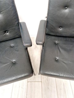 Pair of Mid Century Robin Day Hille Delphi Armchairs