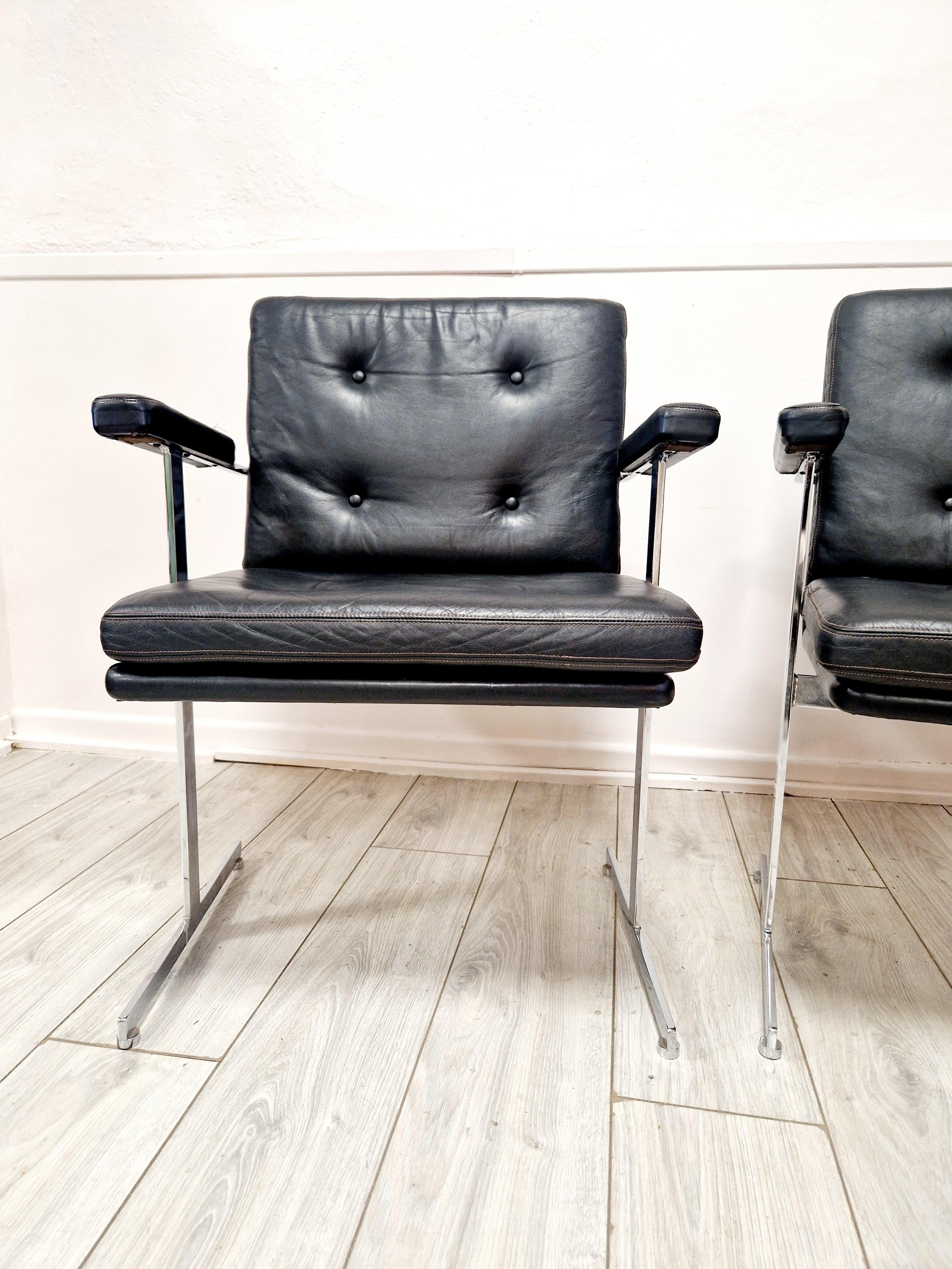 Pareja de sillones Robin Day Hille Delphi de mediados de siglo Británico en venta