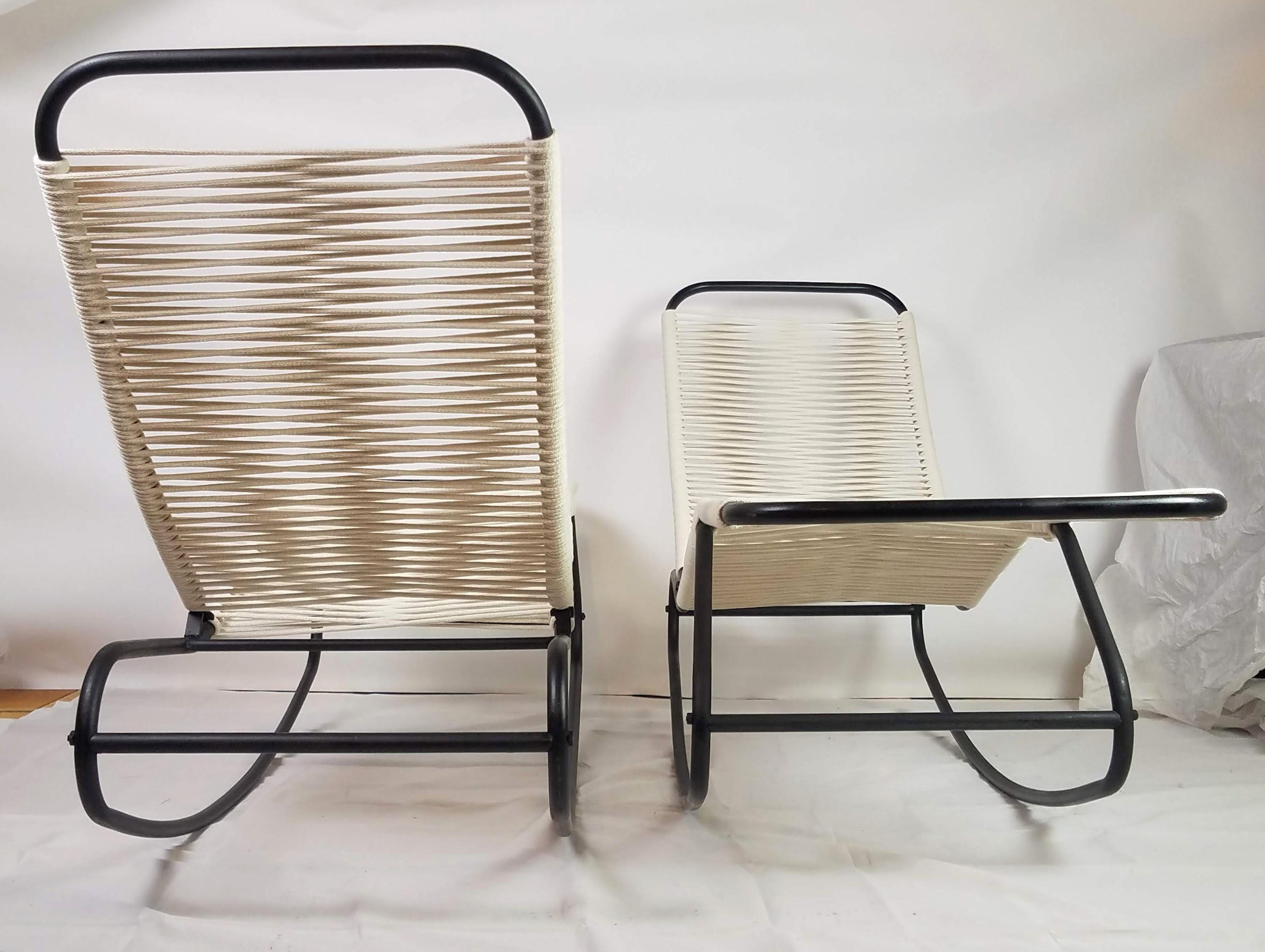 Paire de fauteuils à bascule Walter Lamb Waikiki Lounge Style CA. 1950s en vente 5
