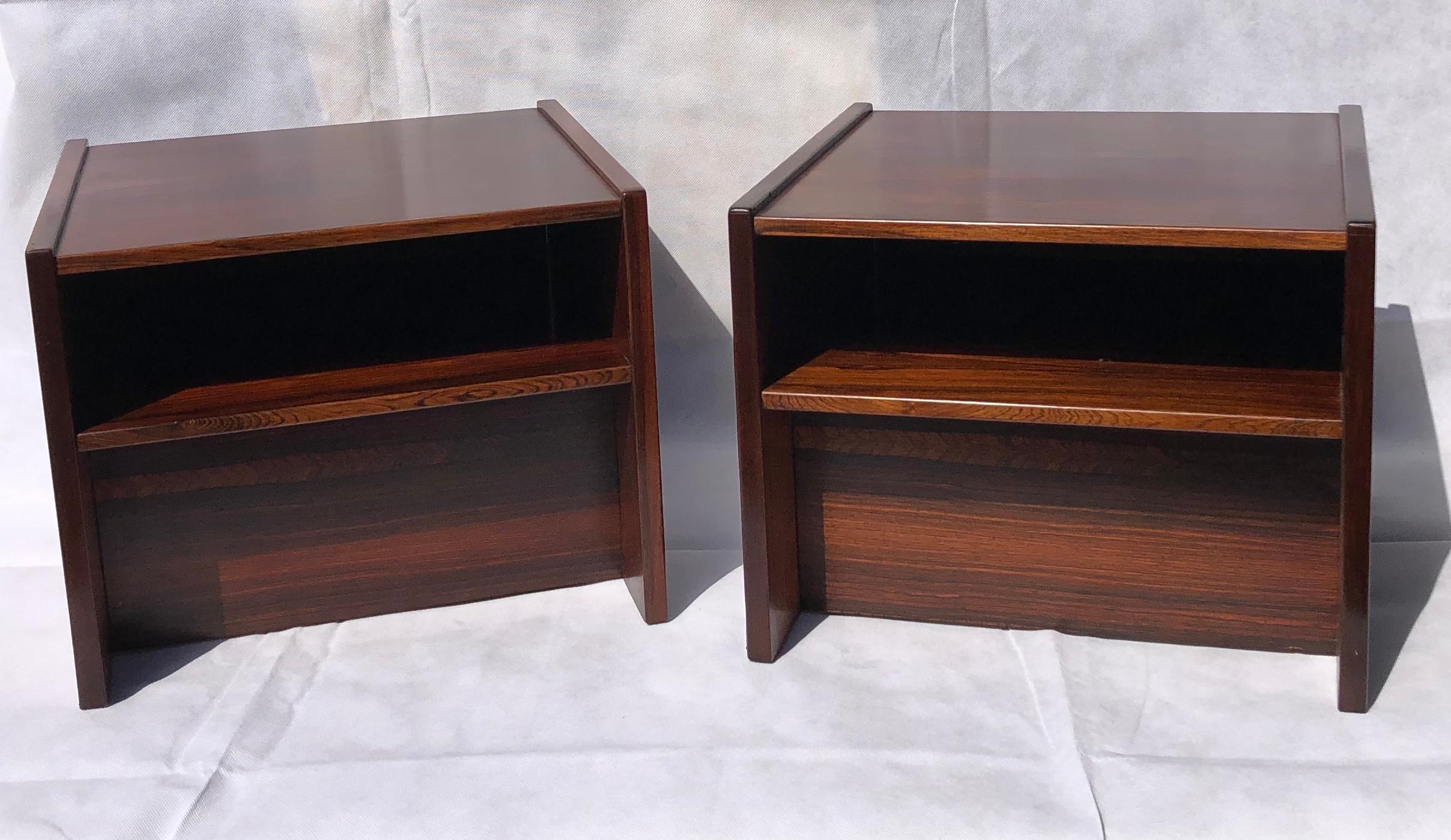 Mid-Century Modern Pair of Mid Century Rosewood Bedside Tables / Cube Nightstands, Danish, 1970s