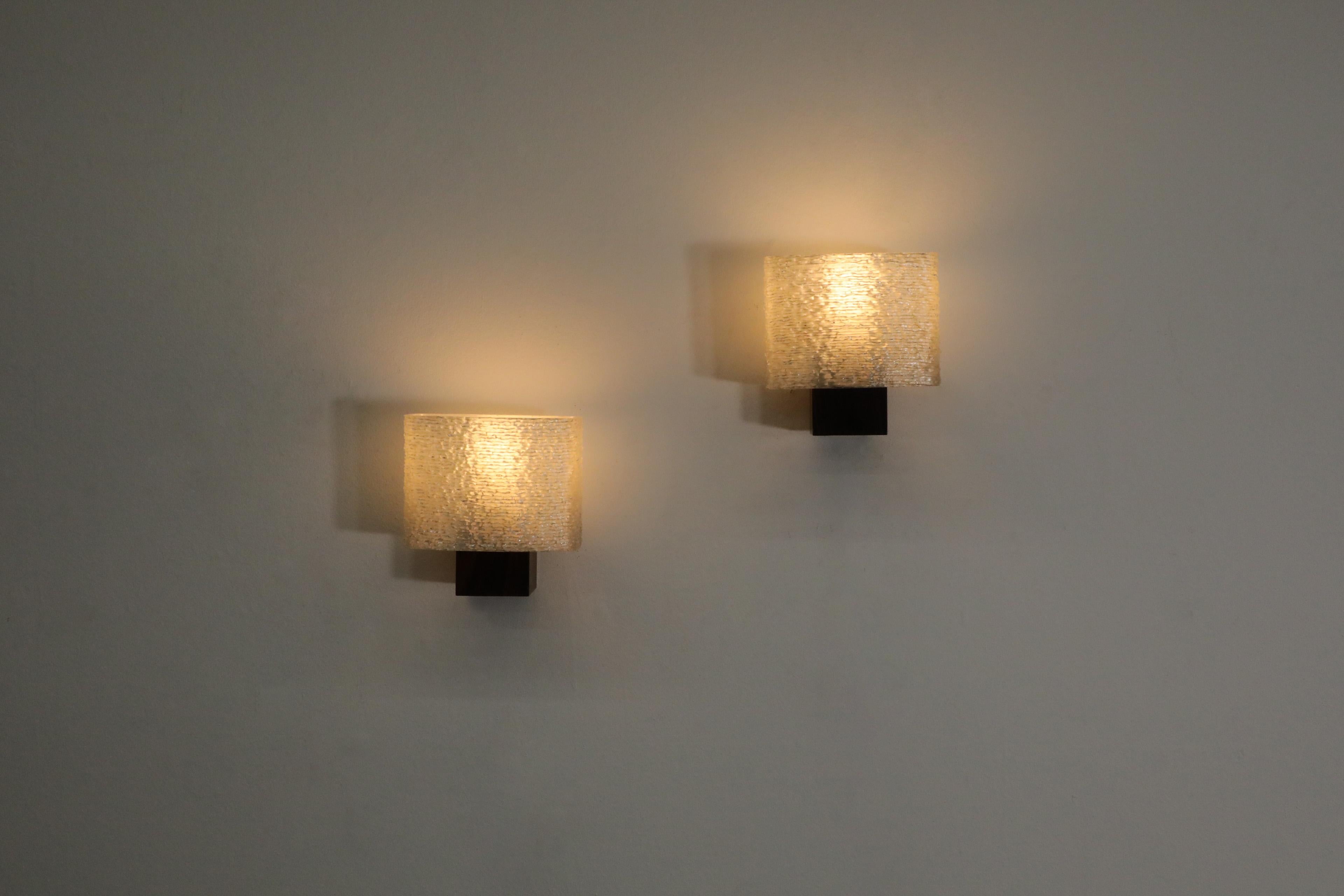 Mid-Century Modern Pair of Mid-Century Rosewood & Chrome Base Sconces with Textured Resin Shades For Sale