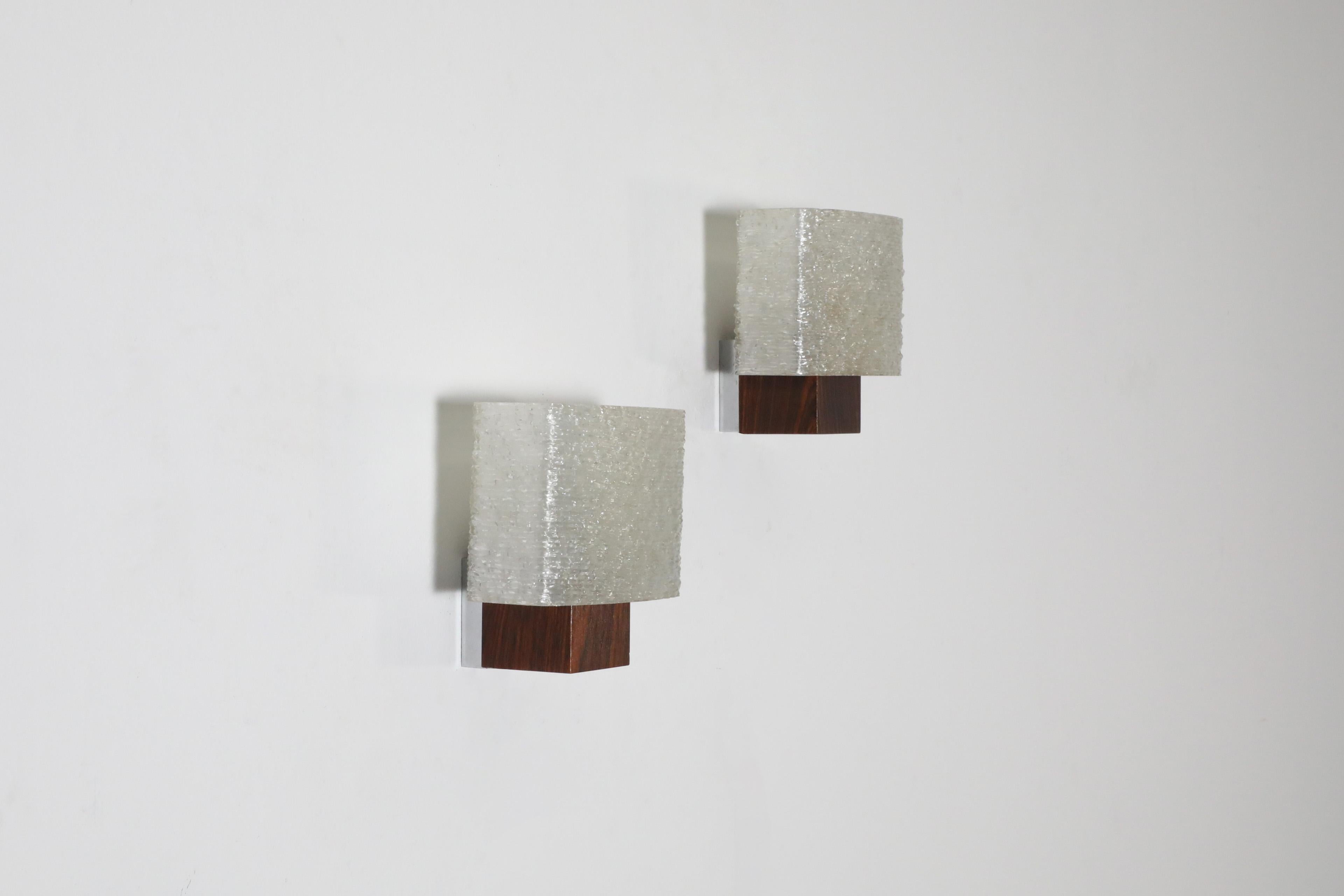 Mid-20th Century Pair of Mid-Century Rosewood & Chrome Base Sconces with Textured Resin Shades For Sale