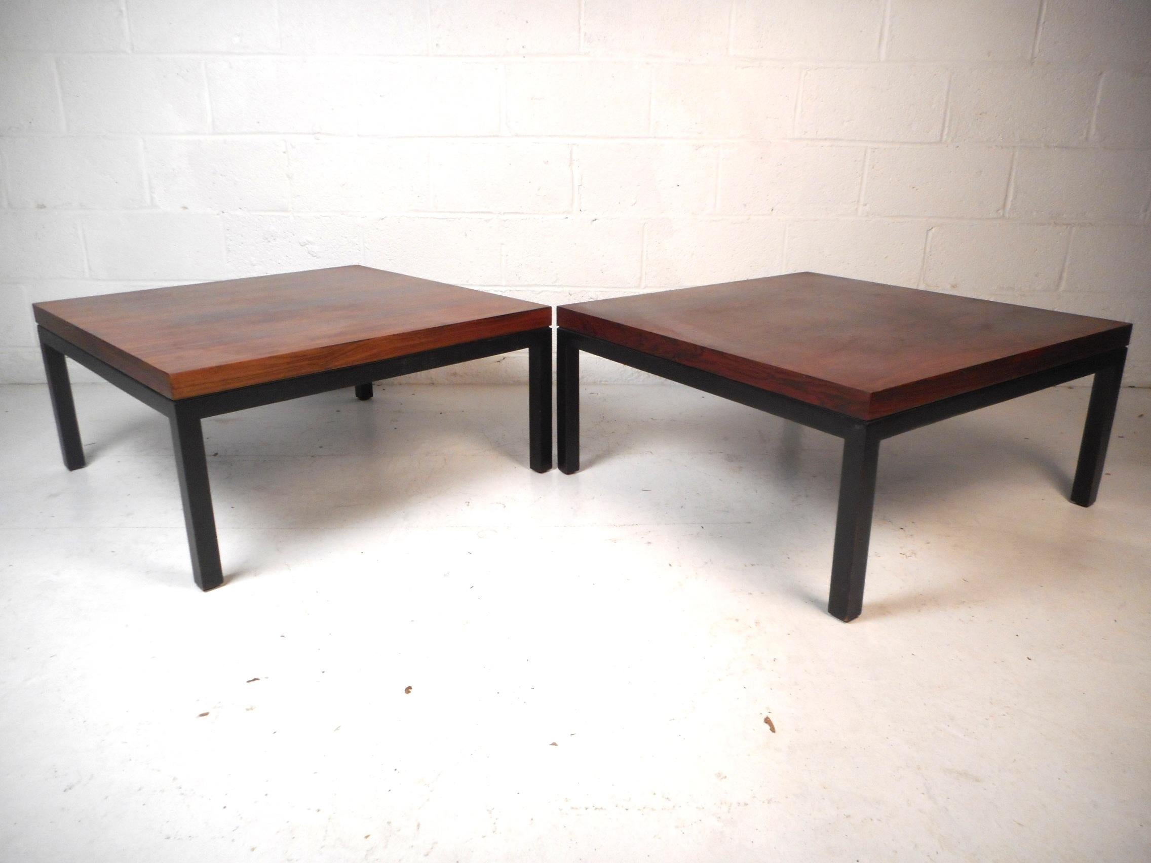 American Pair of Midcentury Rosewood Coffee Tables by Milo Baughman for Thayer Coggin