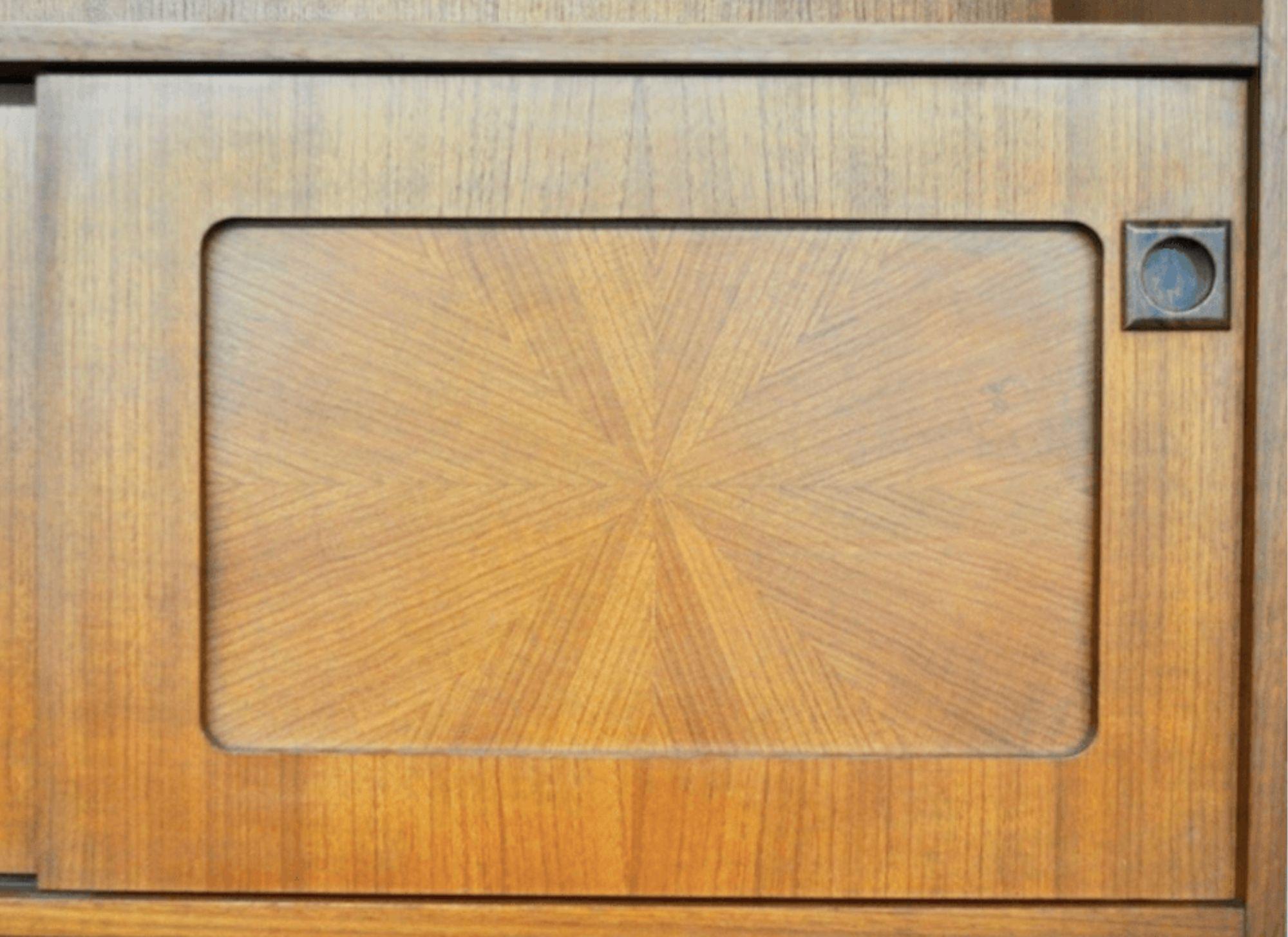 Pair of Mid-Century Rosewood Credenzas with Riser: A Timeless Italian Design Gem in vendita 2