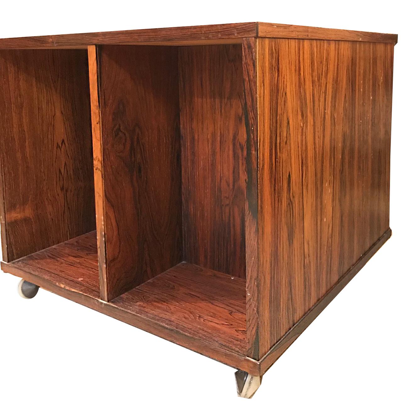 Mid-20th Century Pair of Midcentury Rosewood Side Tables For Sale