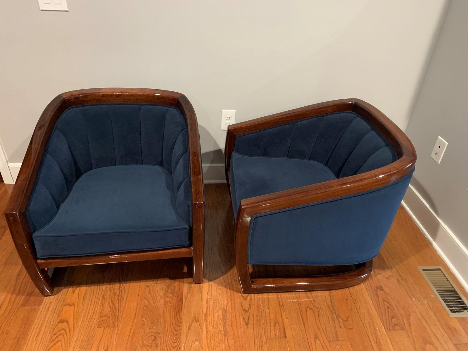 Pair of Mid Century Rosewood Tub Chairs in the Style of Milo Baughman, C.1950 For Sale 1