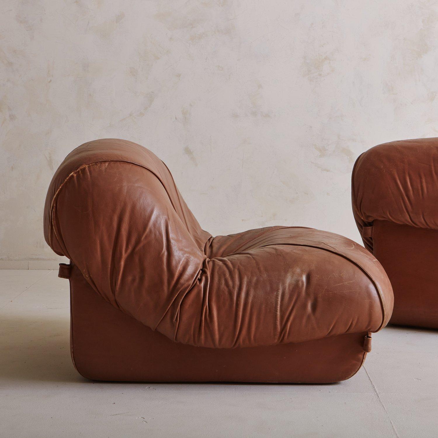 Pair of Mid Century Ruched Leather Lounge Chairs, France, 1970s 9