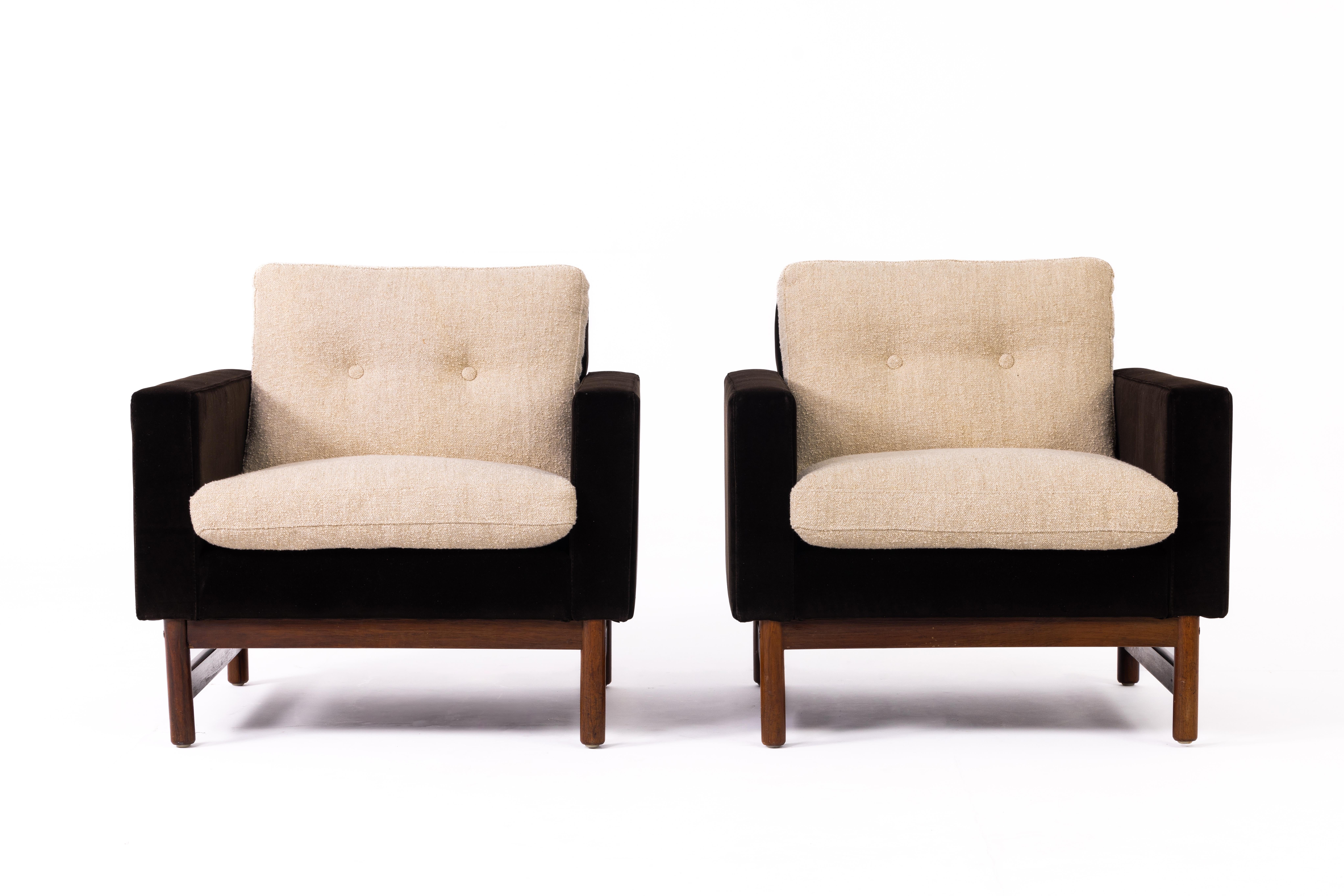 Swedish Pair of Mid-Century Scandinavian armchairs, Sweden 1960s For Sale