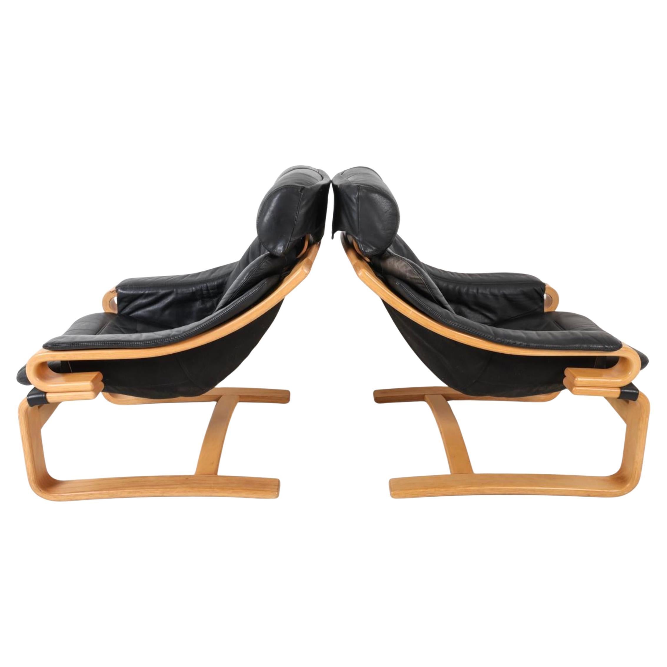 Beautiful Pair of Mid Century Scandinavian modern Black Leather Beech bentwood lounge chairs by Skippers Mobler. Tags on back and underneath. Very clean chair with light beech bentwood frames and soft black leather. Very comfortable chairs great for