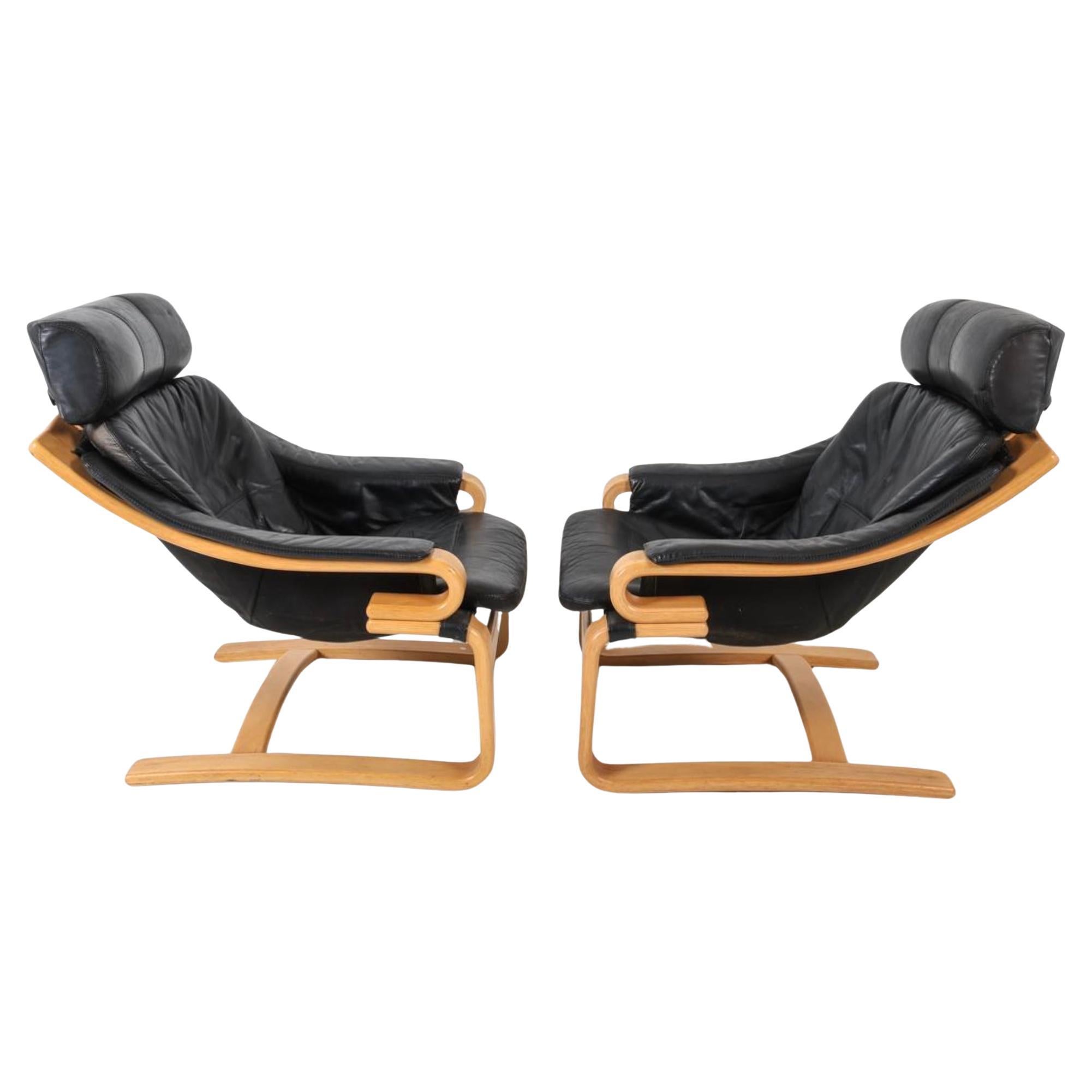 Scandinavian Modern Pair of Mid Century Scandinavian modern Bentwood Black Leather Lounge chairs For Sale