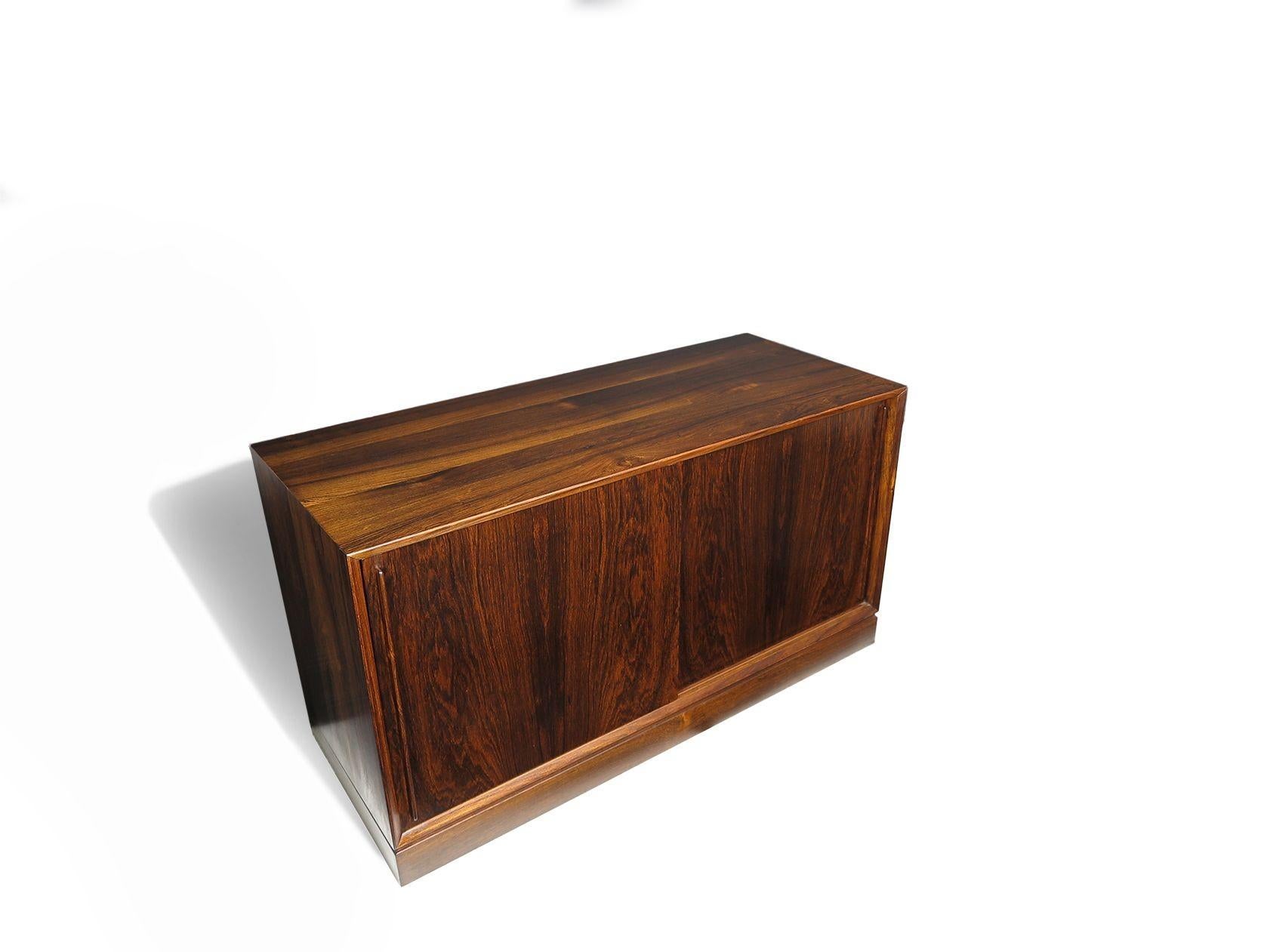 Pair of Mid-century Scandinavian Rosewood Credenza Cabinets, Perfectly Restored For Sale 5