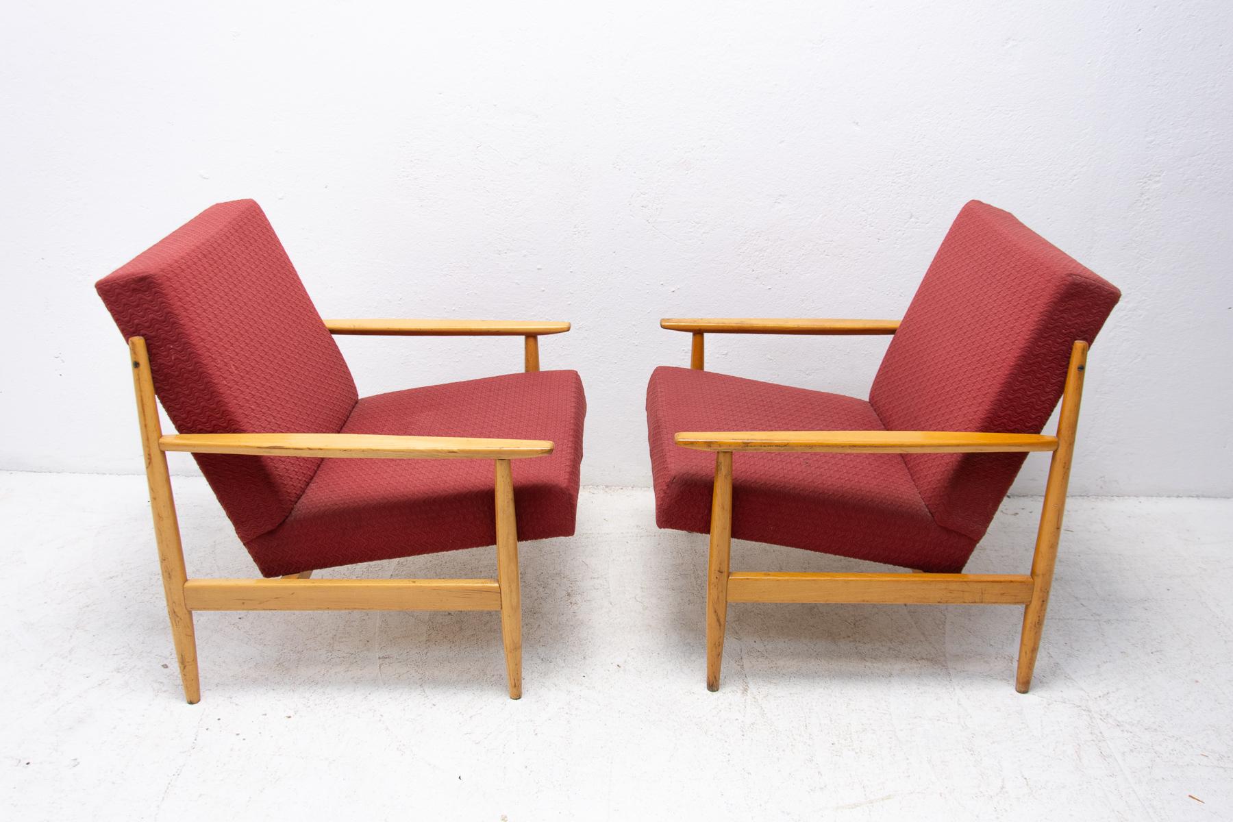 Pair of Mid Century Scandinavian Style Armchairs by TON, 1970´s 2