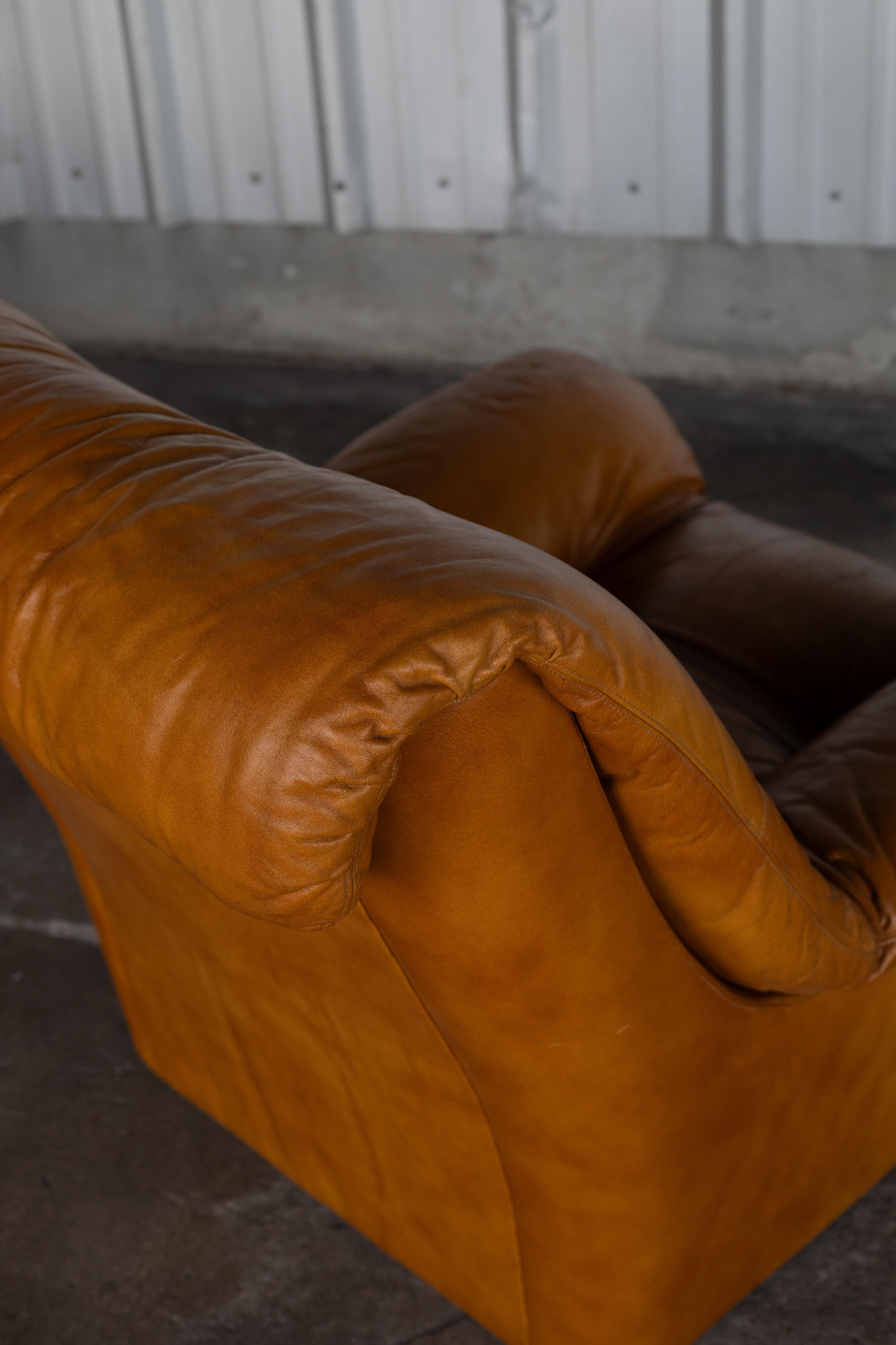 Pair of Mid-Century Scandinavian Tan Leather Lounge Chairs For Sale 2