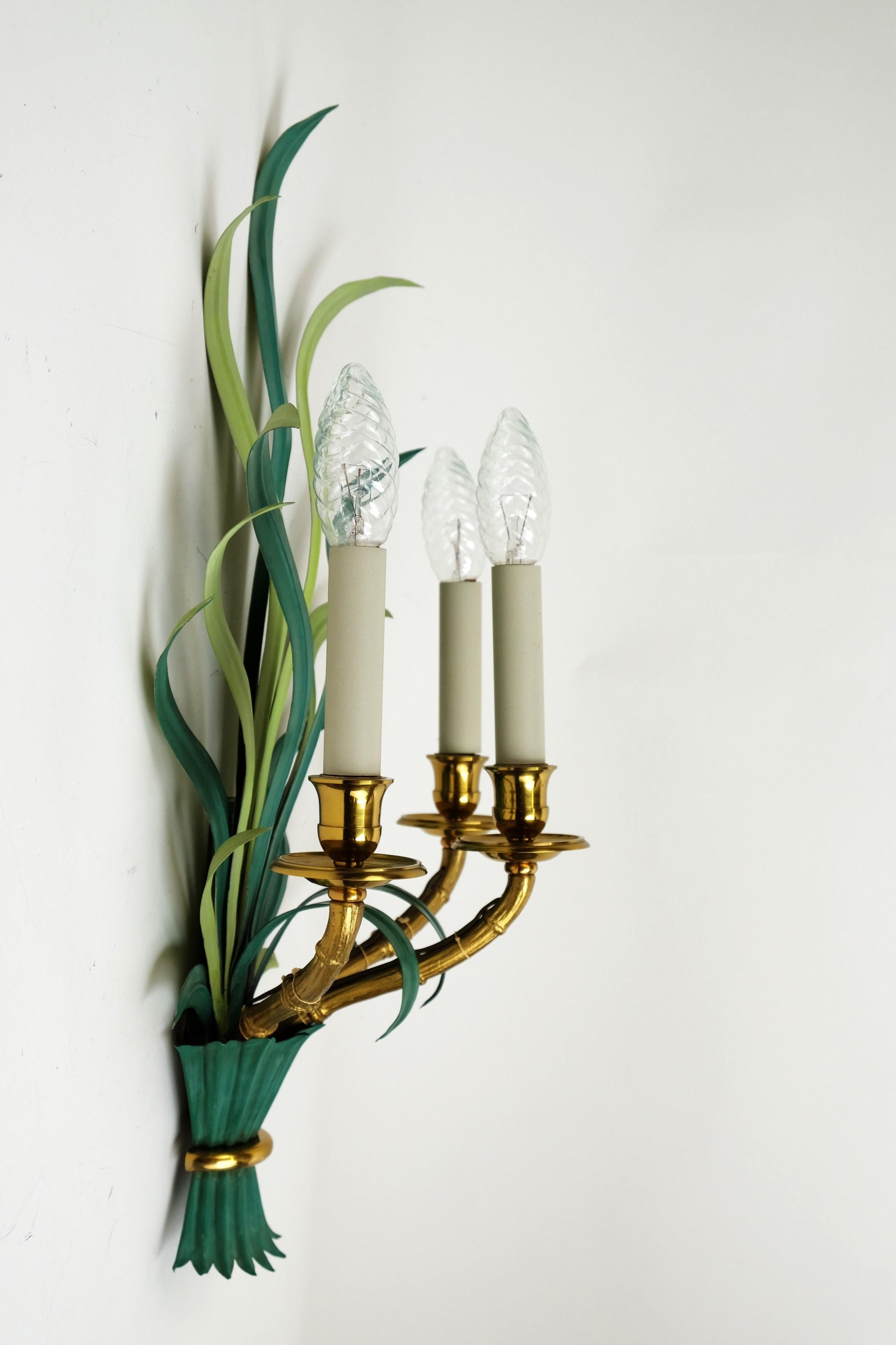 Pair of Wall Lamps / Sconces by Maison Bagues Bamboo Palm Leaves, France 1950s For Sale 3