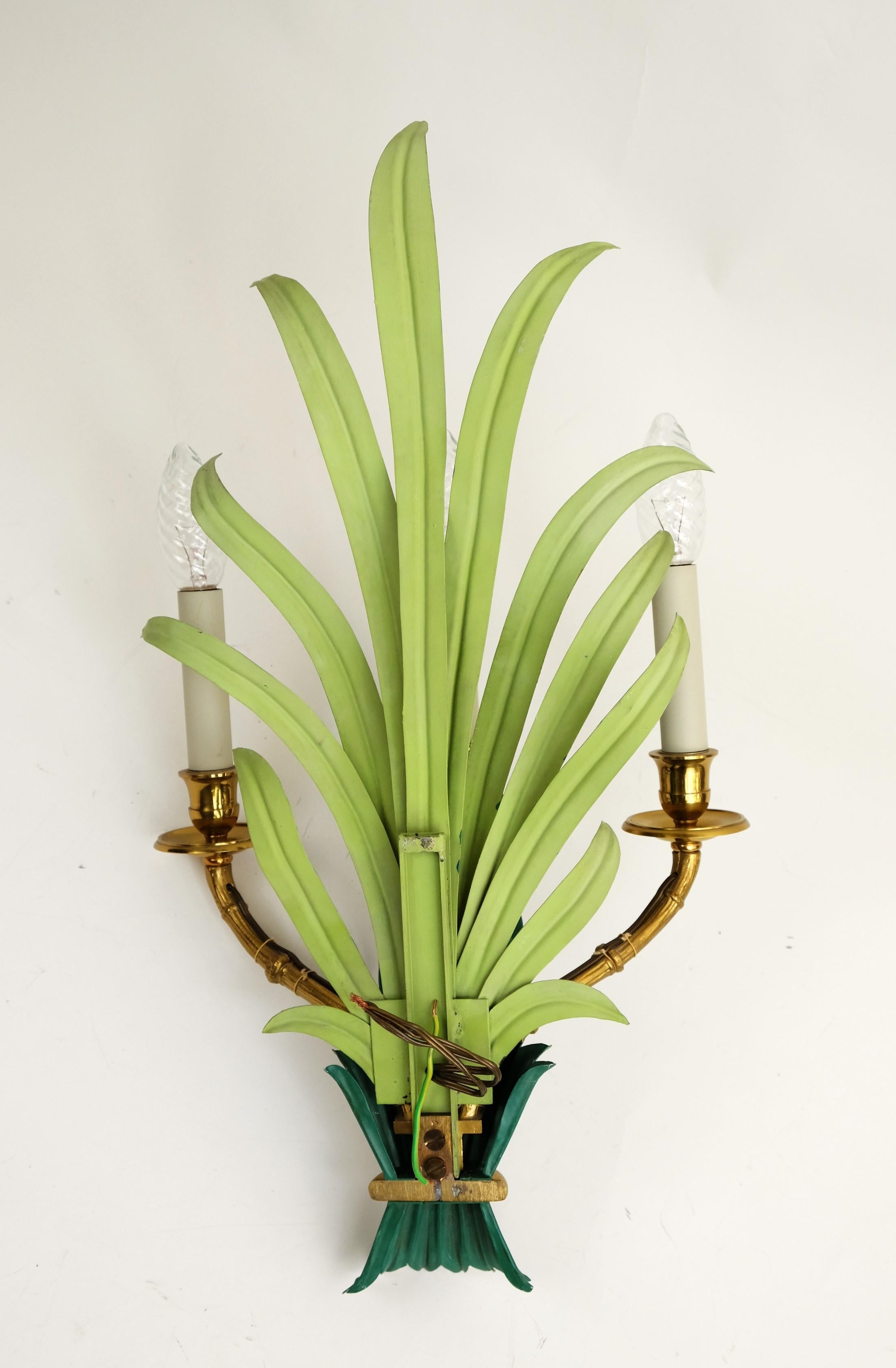 Pair of Wall Lamps / Sconces by Maison Bagues Bamboo Palm Leaves, France 1950s For Sale 6