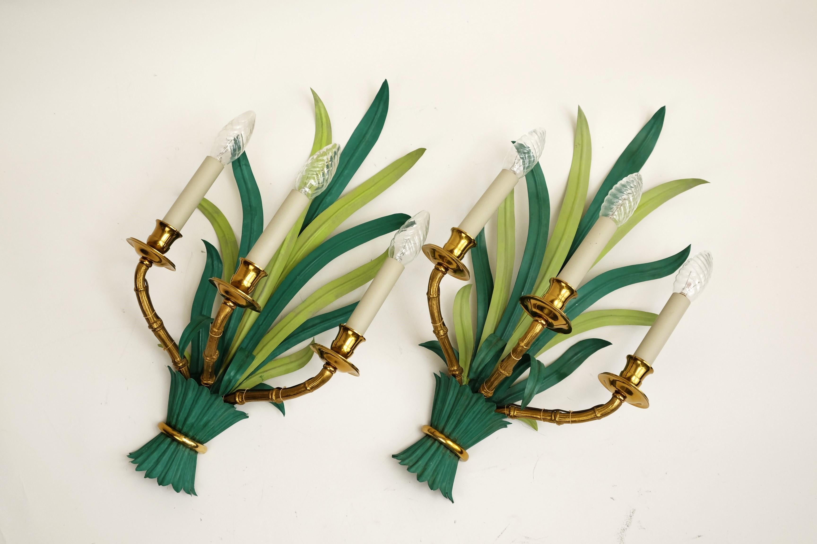 French Pair of Wall Lamps / Sconces by Maison Bagues Bamboo Palm Leaves, France 1950s For Sale