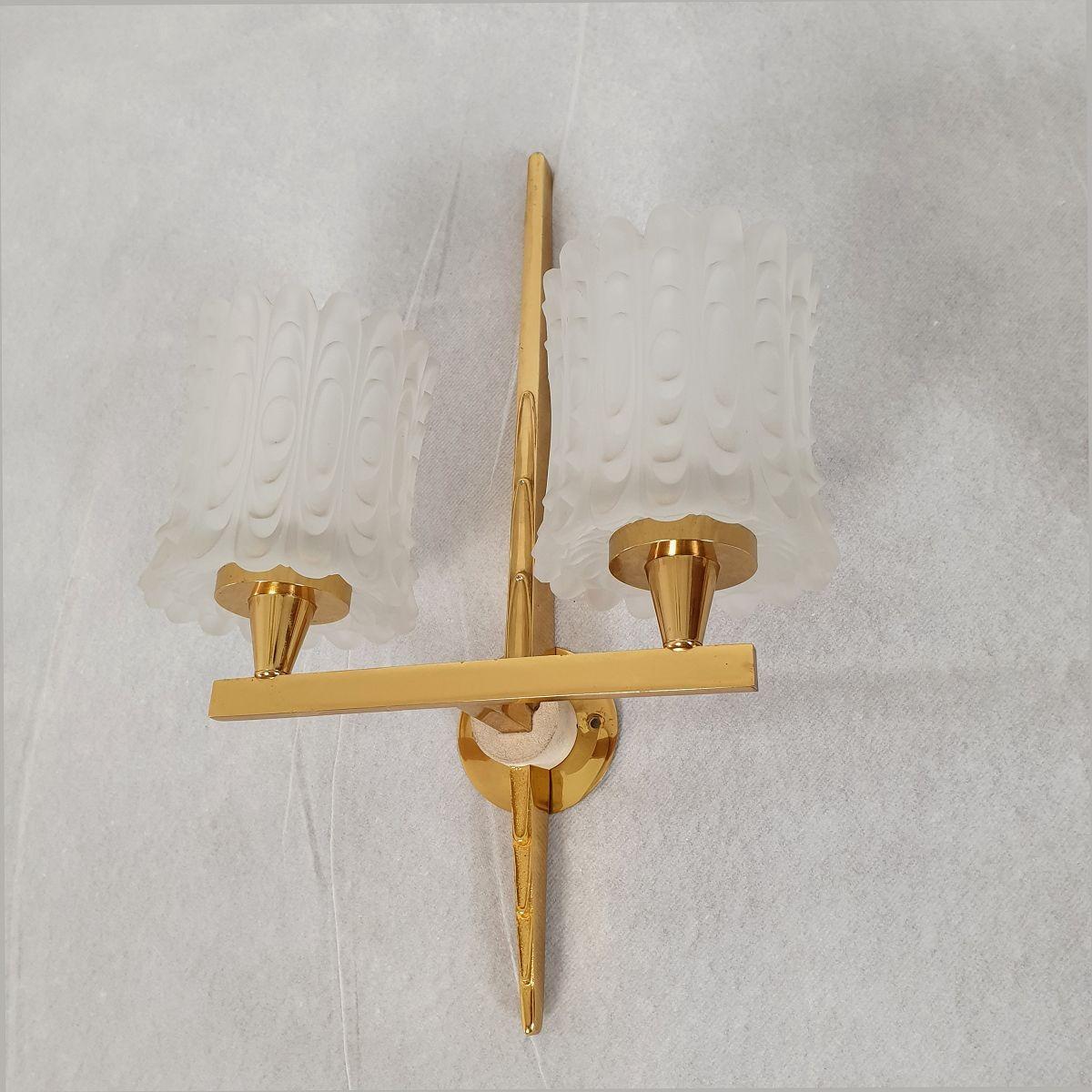 Pair of Mid Century sconces, France In Excellent Condition In Dallas, TX