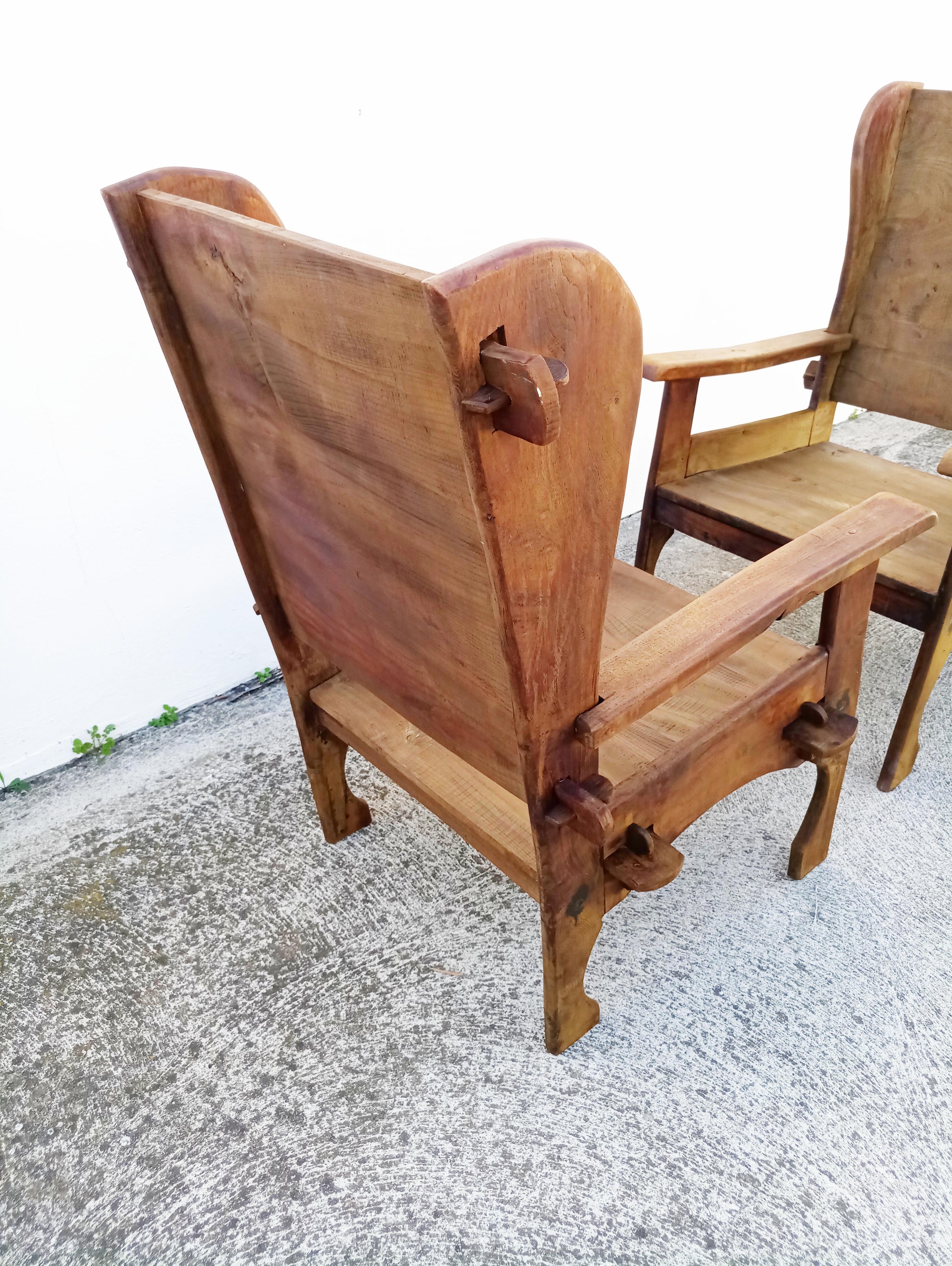 Pair of Midcentury Scottish Brutalist Wooden Armchairs In Good Condition In L'Escala, ES