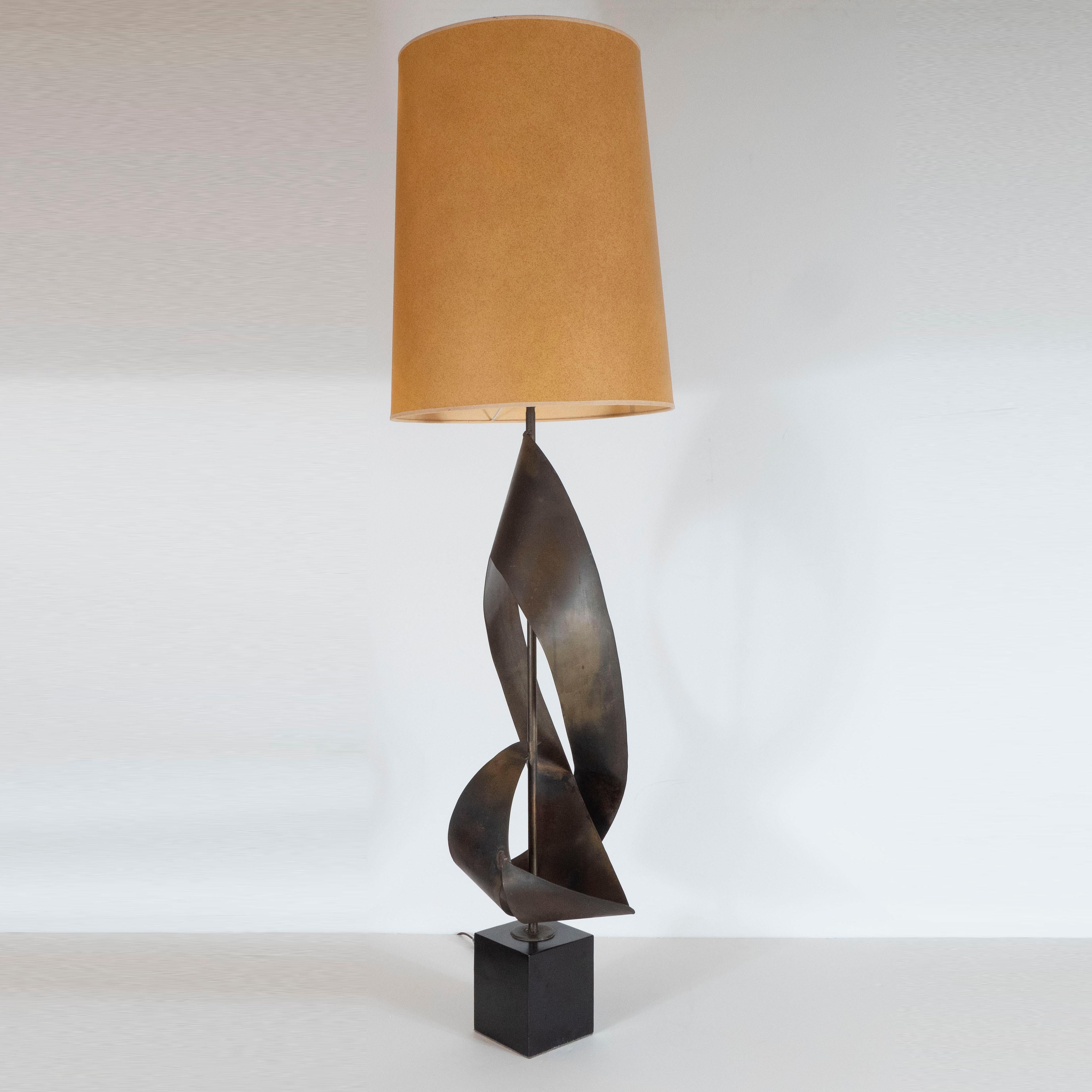 American Pair of Mid-Century Sculptural Brutalist Patinated Steel Ribbon Table Lamps For Sale